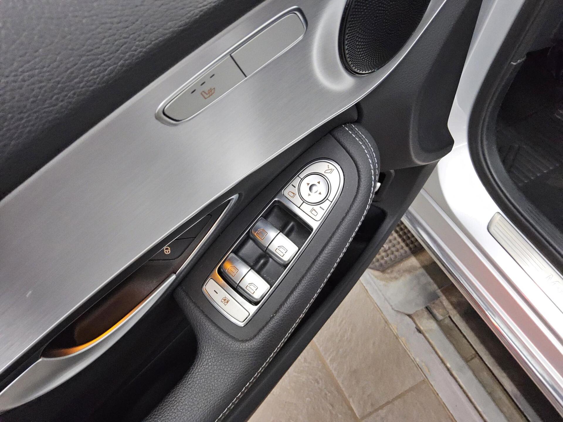 Mercedes-Benz C 200 T Avantgarde Navi LED PDC SHZ 9