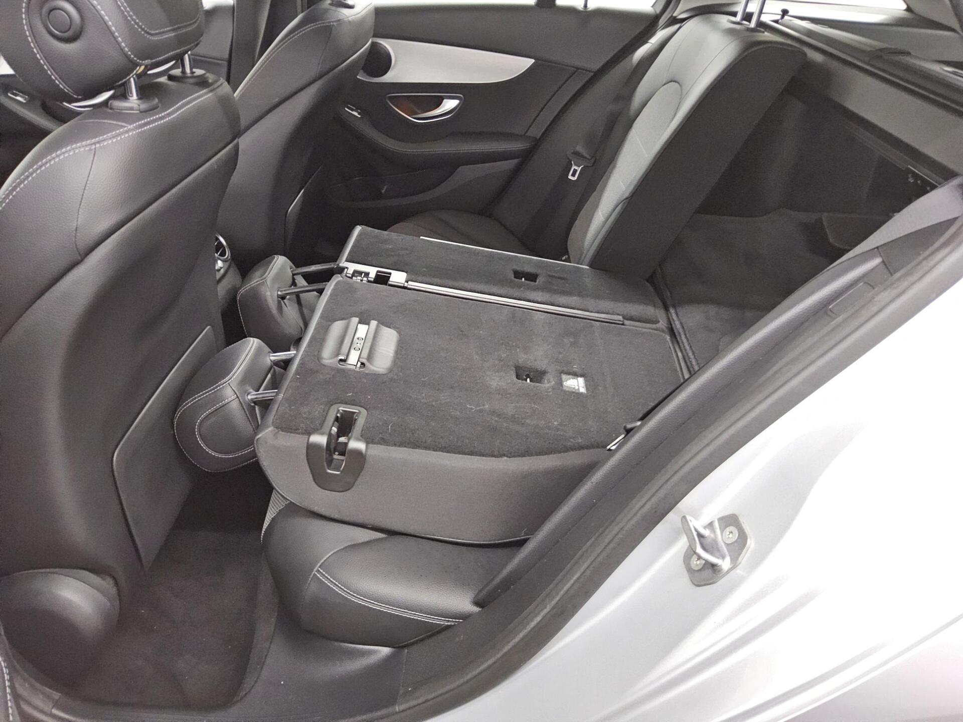 Mercedes-Benz C 200 T Avantgarde Navi LED PDC SHZ 12