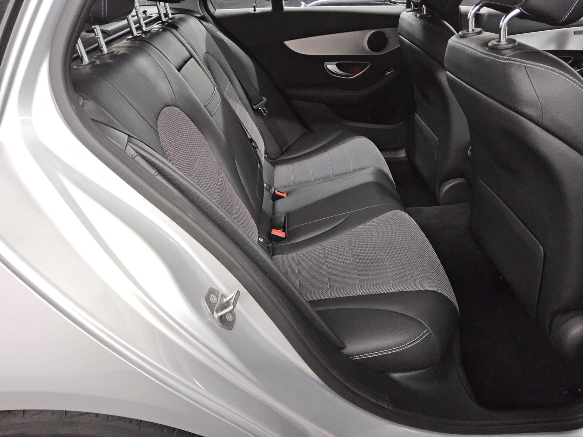 Mercedes-Benz C 200 T Avantgarde Navi LED PDC SHZ 13