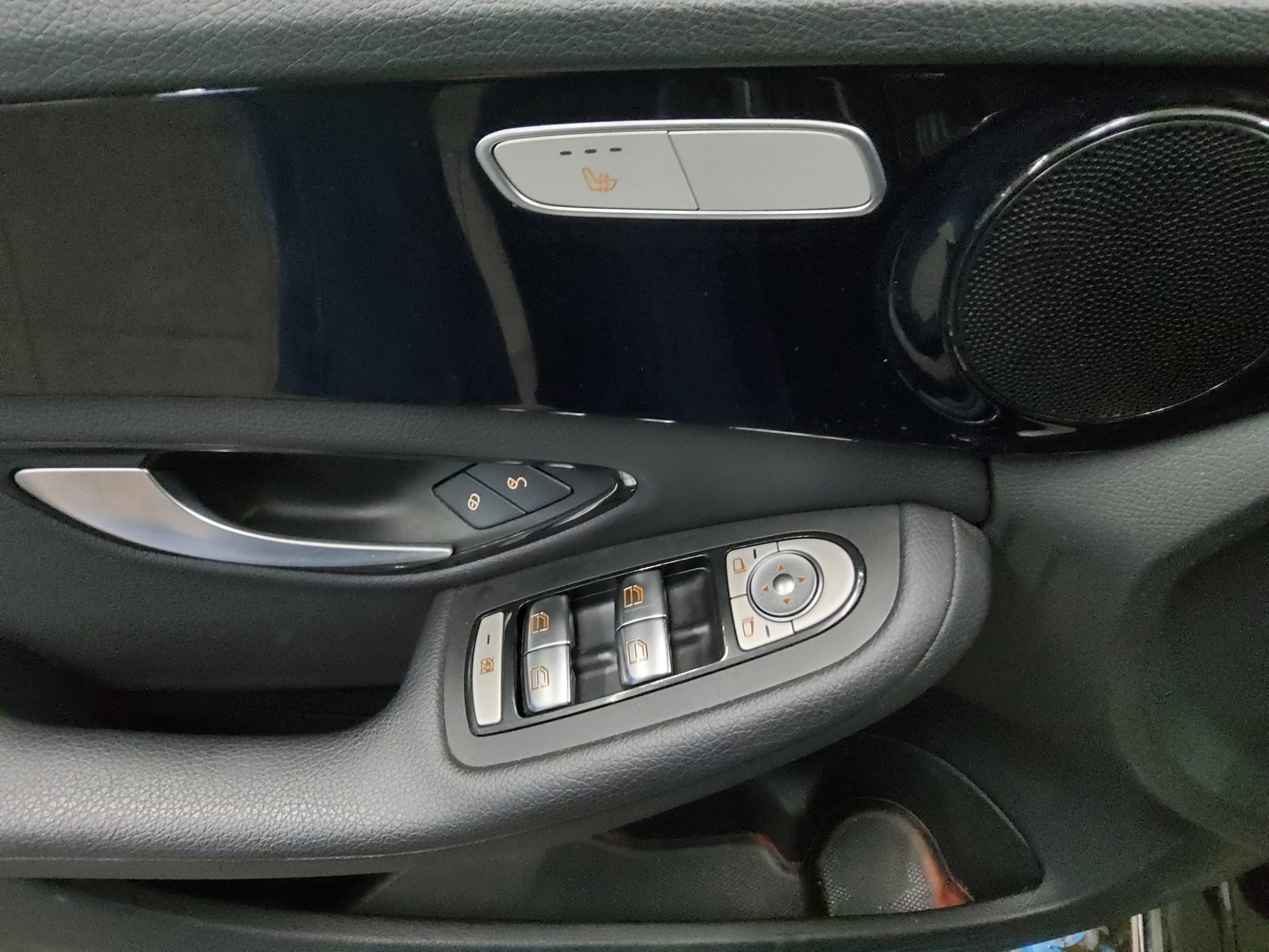 Mercedes-Benz C 300 Avantgarde LED Shz PDC Tempomat 9