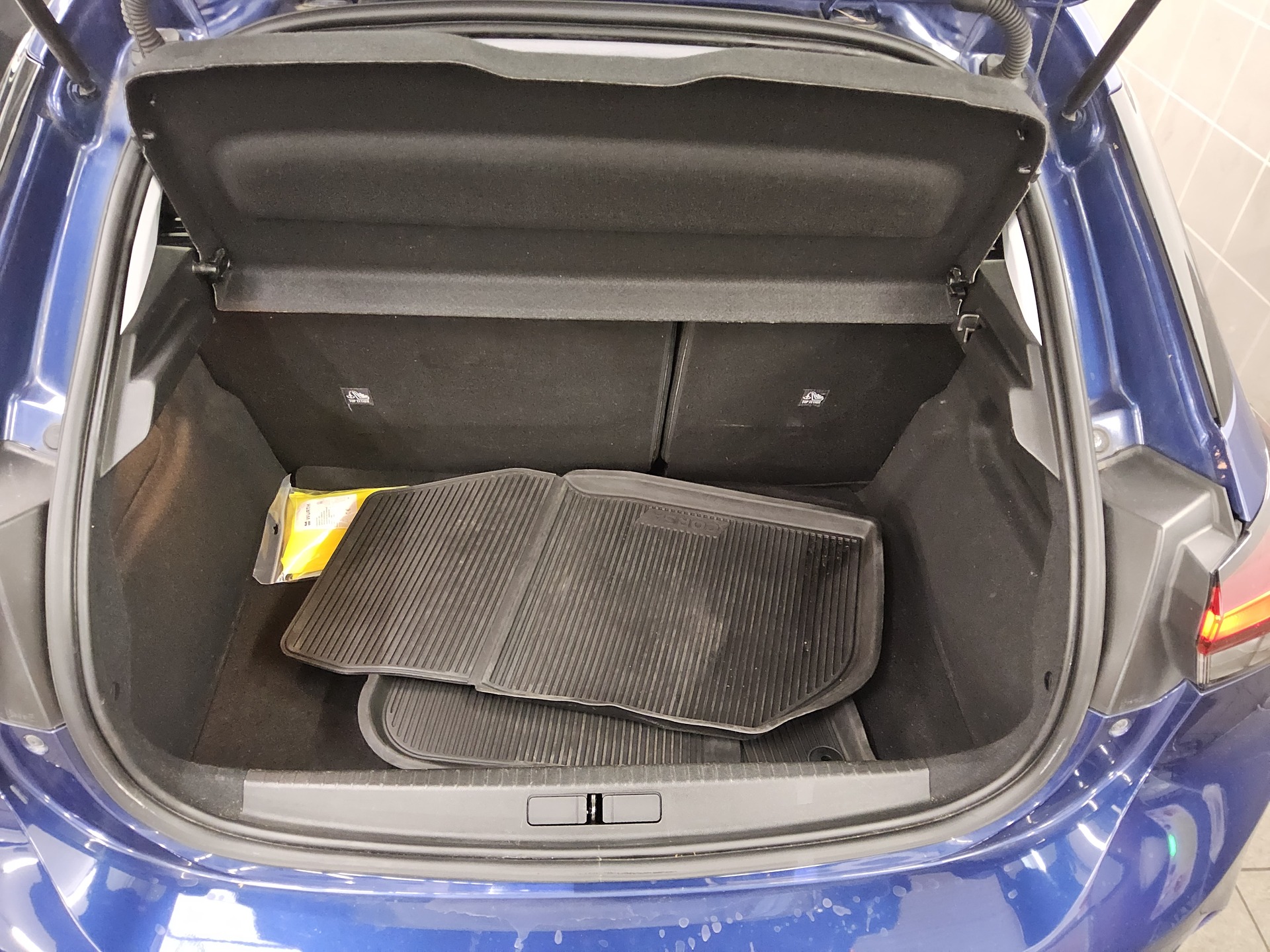 Opel Corsa 1.2 Turbo Elegance T-Leder LED RfK Shz PDC 12