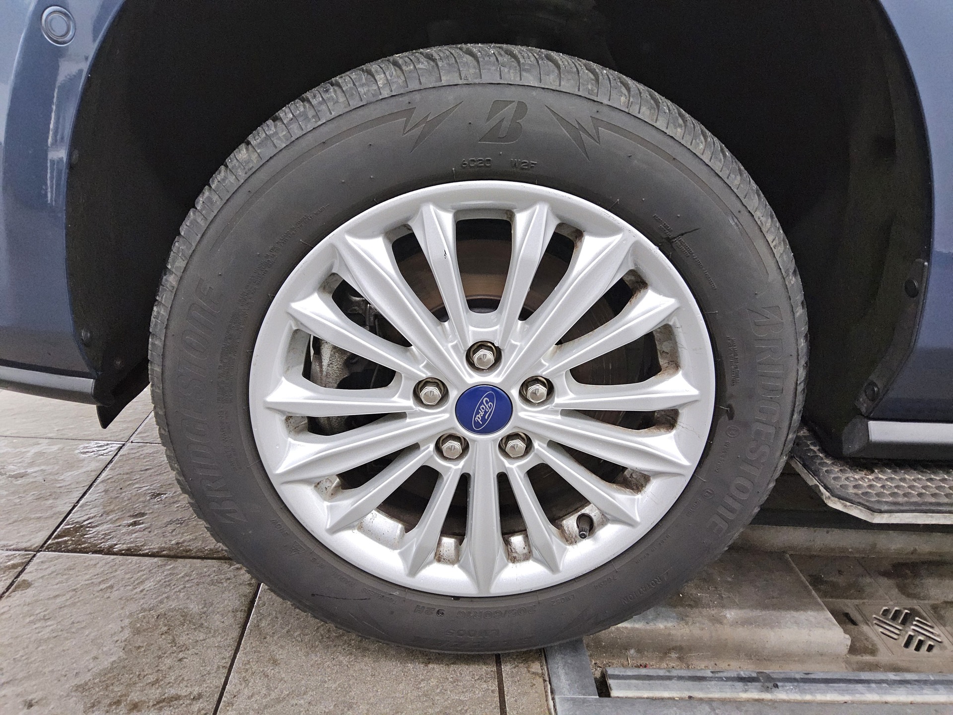 Ford Focus Turnier 1.0 EB Titanium Navi LED Kamera 10