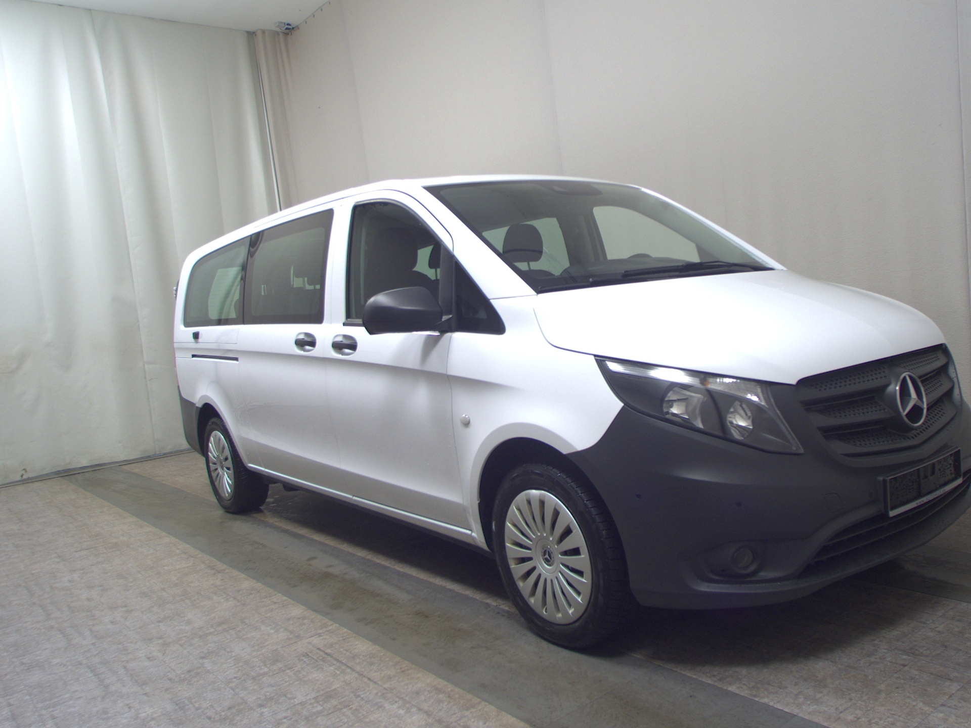 Mercedes-Benz Vito CDI Tourer Pro extralang 8-Sitze Navi RFK 3