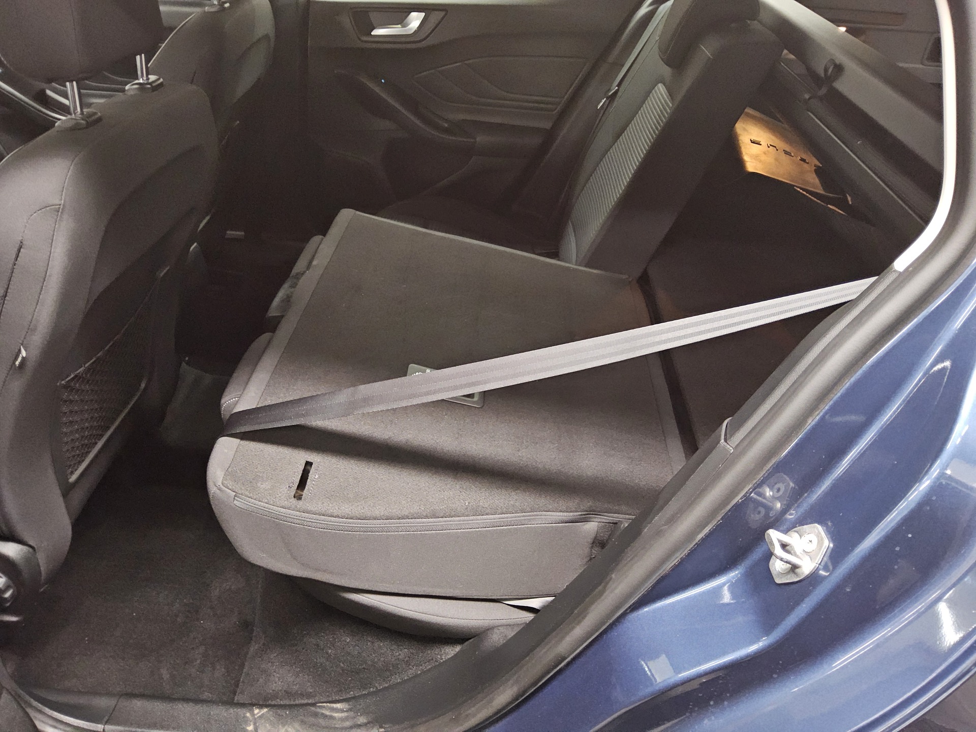 Ford Focus Turnier 1.0 EB Titanium Navi LED Shz RfK 12