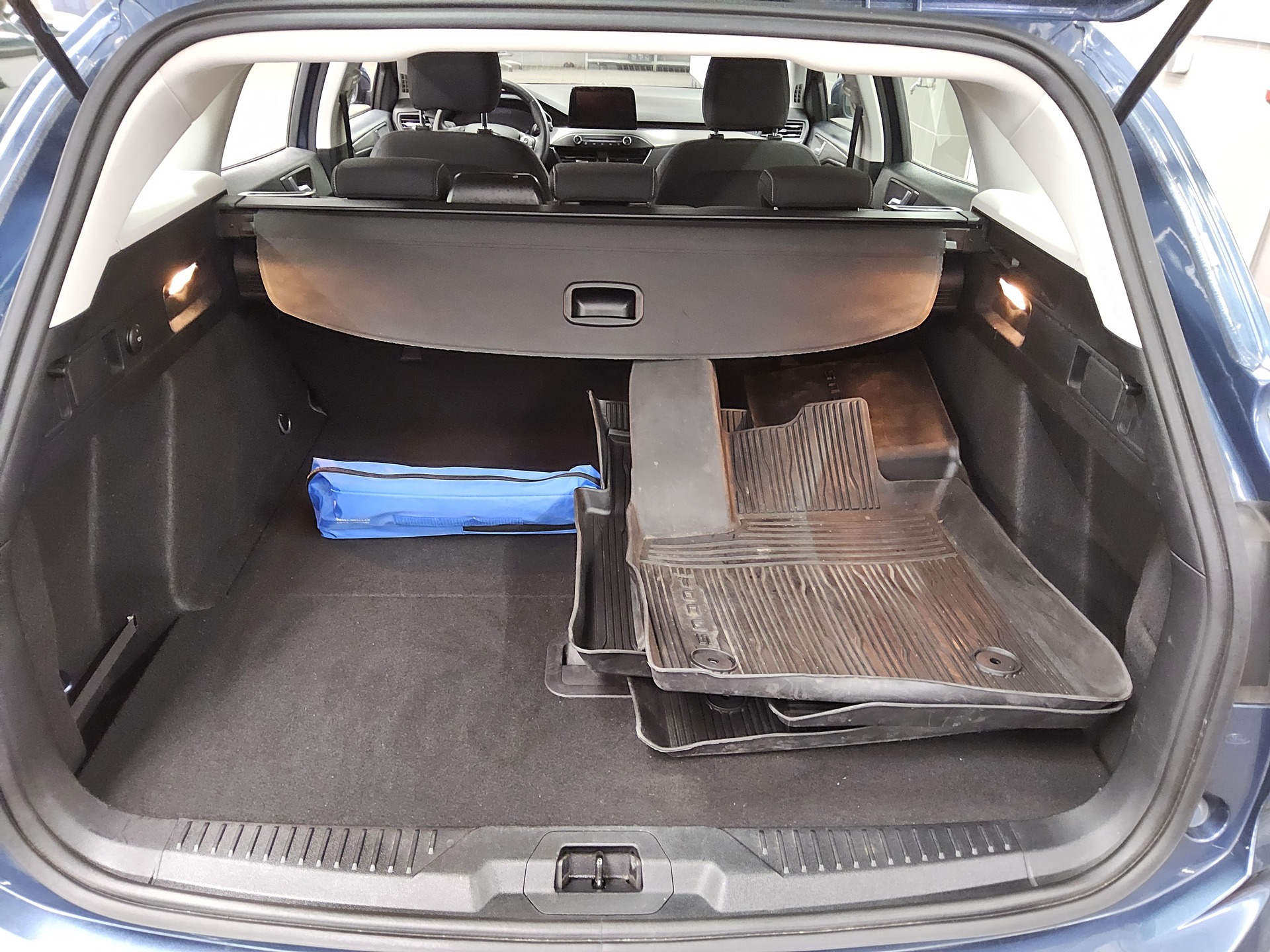 Ford Focus Turnier 1.0 EB Titanium Navi LED Shz RfK 11