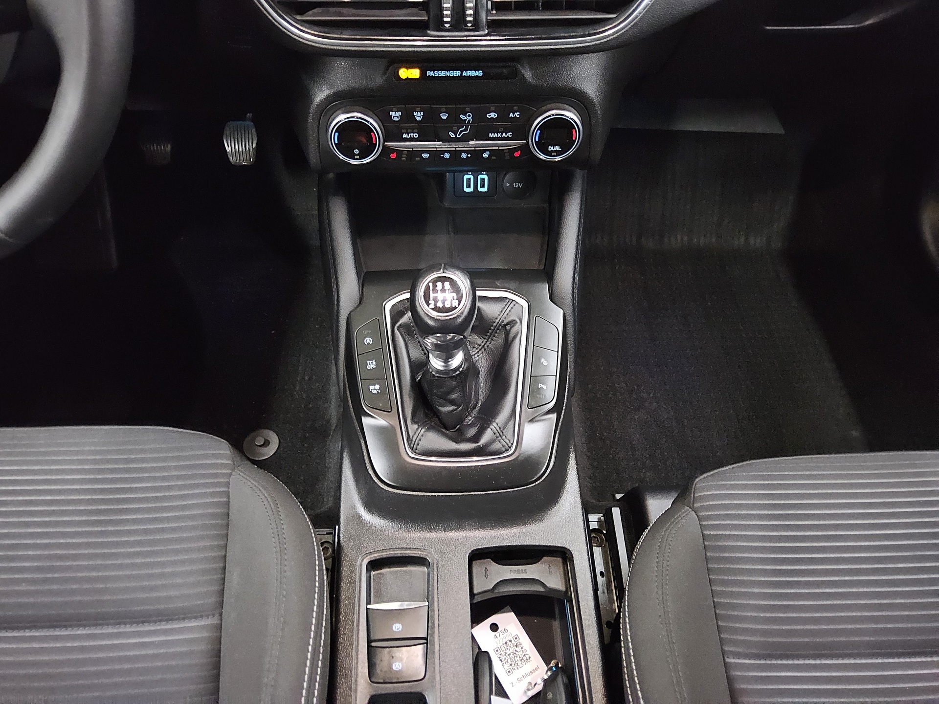 Ford Focus Turnier 1.0 EB Titanium Navi LED Shz RfK 6