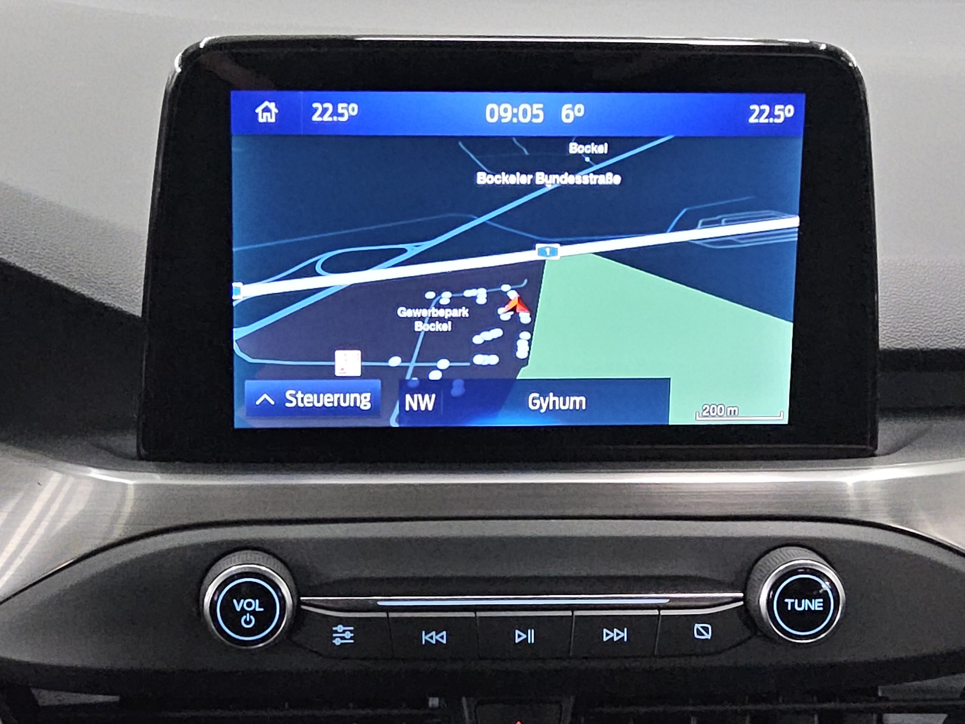 Ford Focus Turnier 1.0 EB Titanium LED Shz Navi RfK 7