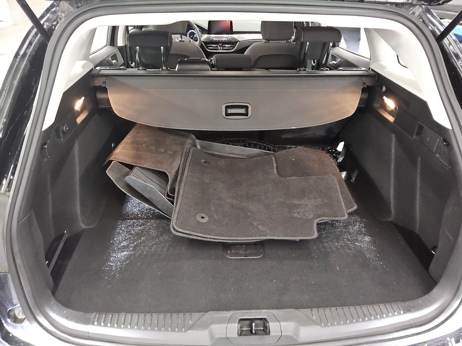 Ford Focus Turnier 1.0 EB Titanium LED Shz Navi RfK 11