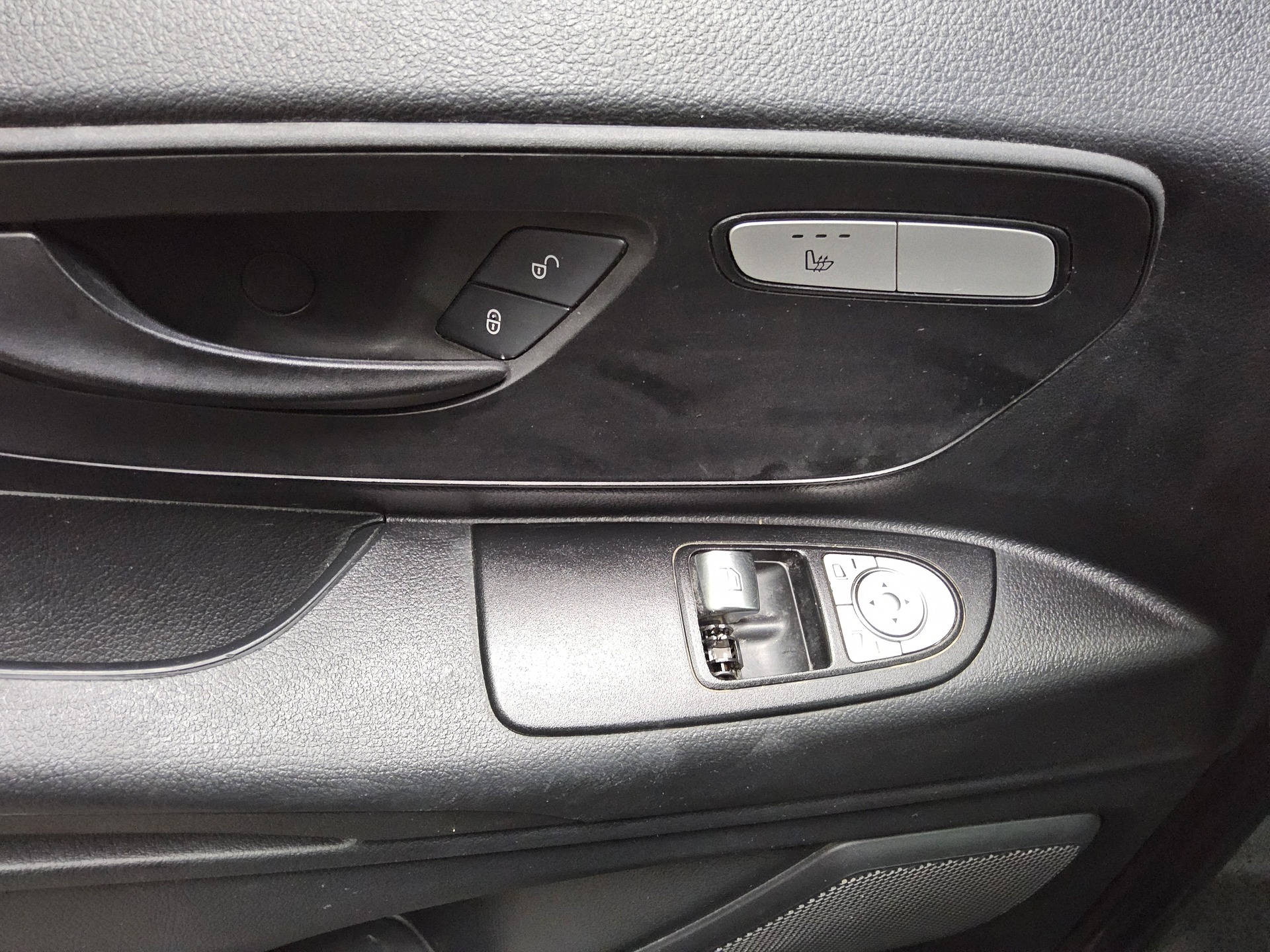 Mercedes-Benz Vito Lang CDI 4x4 8-Sitze Leder Navi RFK 9