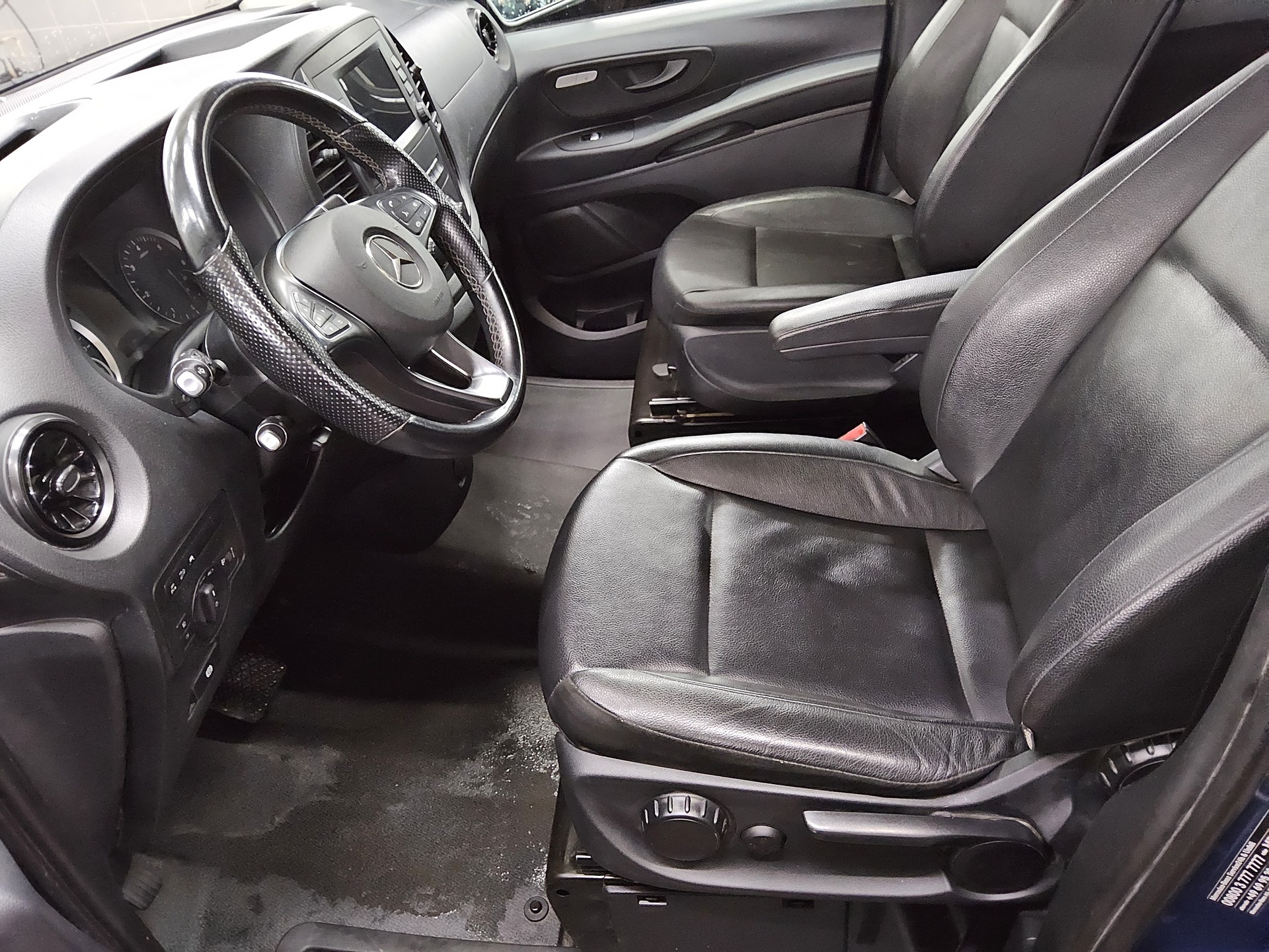 Mercedes-Benz Vito Lang CDI 4x4 8-Sitze Leder Navi RFK 8