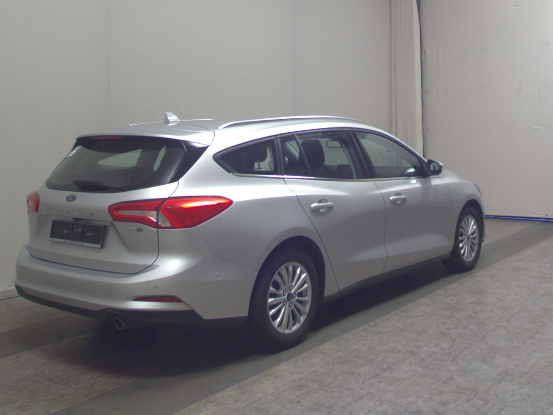 Ford Focus Turnier 1.0 EB Titanium Navi LED RfK Shz 4