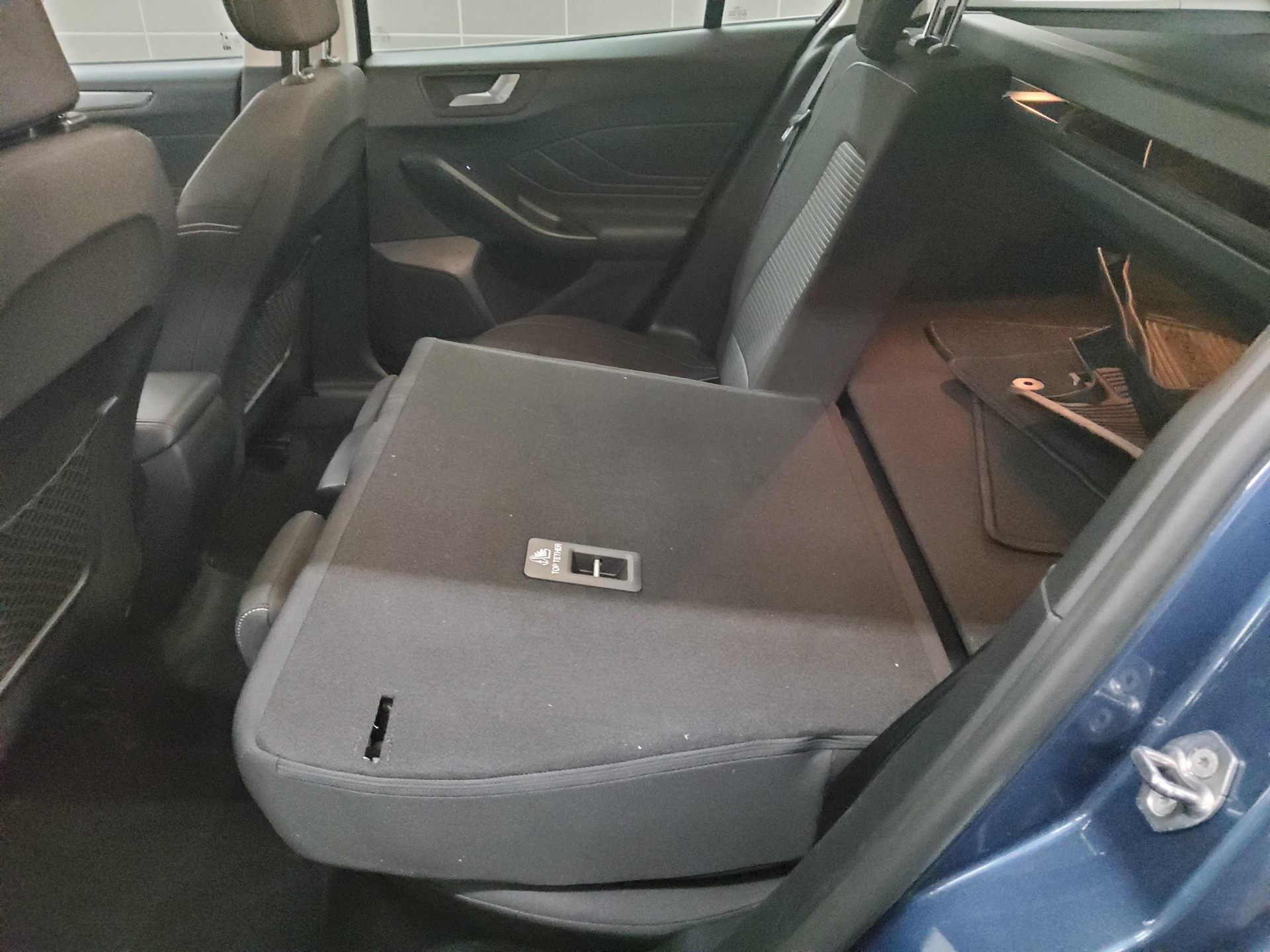 Ford Focus Turnier 1.0 EB Titanium Navi LED RfK Shz 13