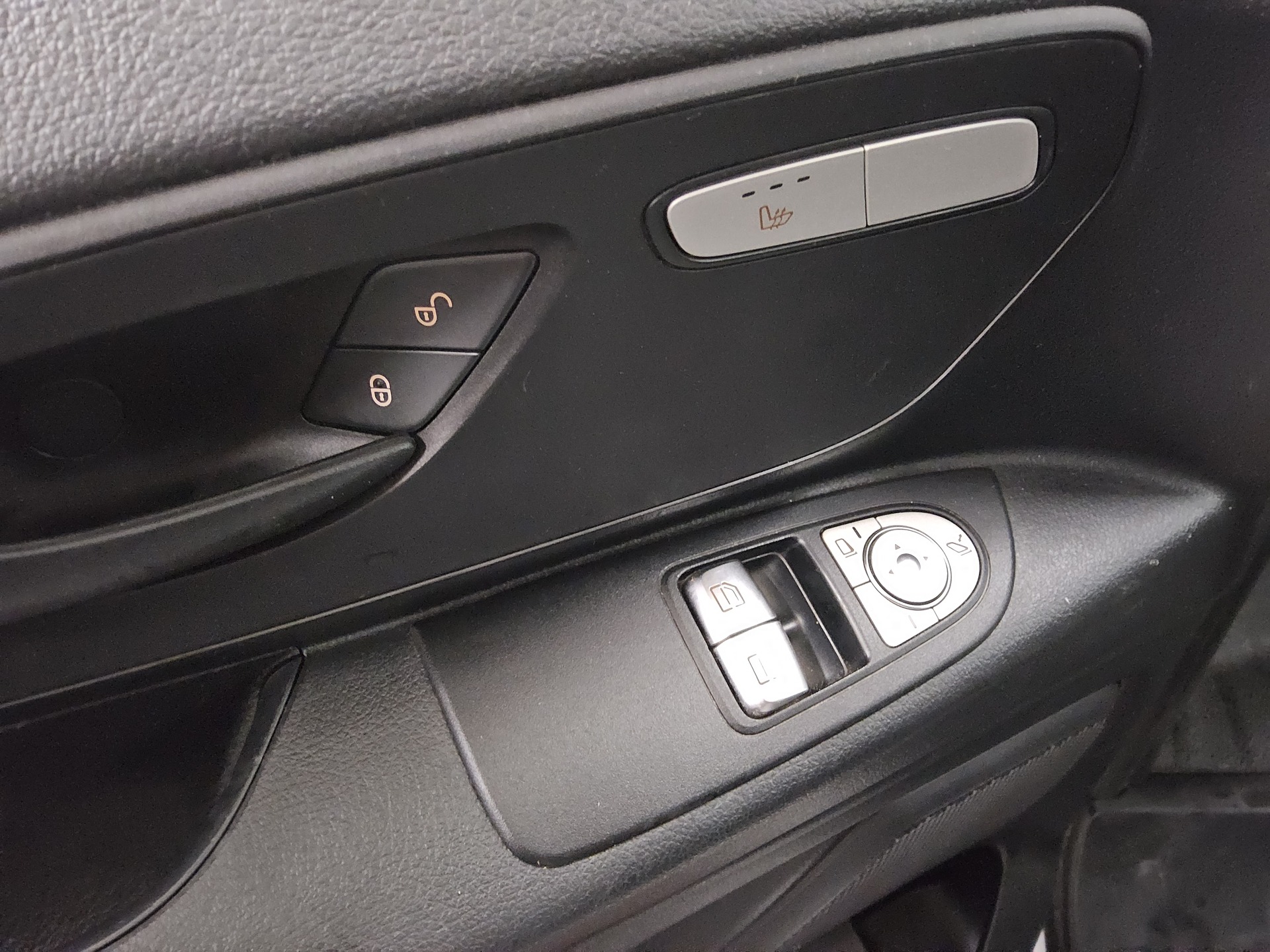 Mercedes-Benz Vito Tourer 114 CDI extralang 8-Sitze Navi RFK 9