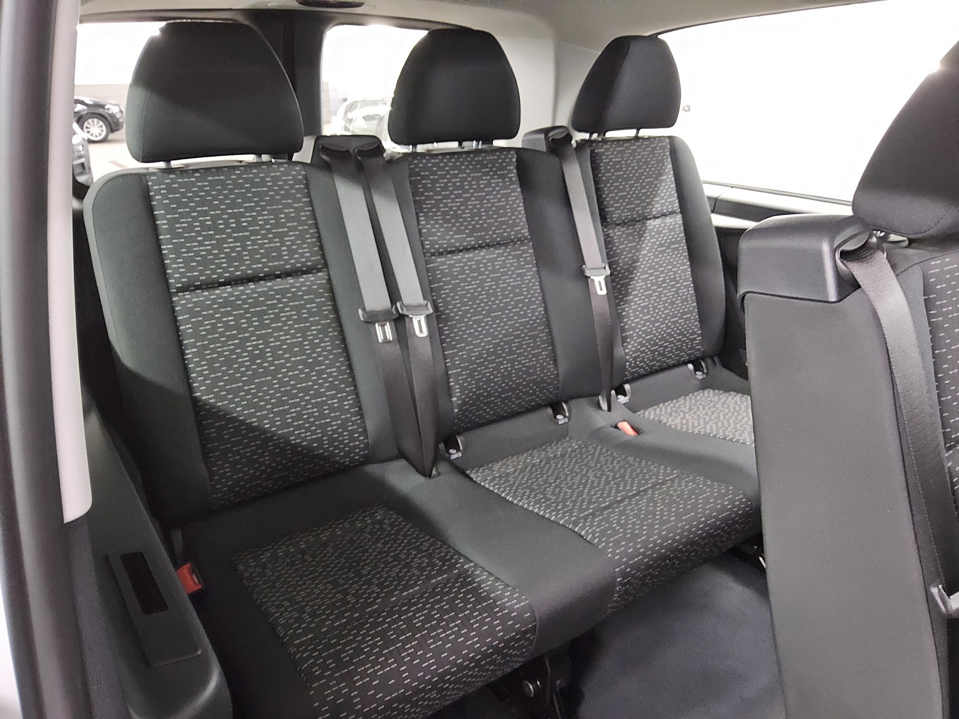 Mercedes-Benz Vito Tourer 114 CDI extralang 8-Sitze Navi RFK 12