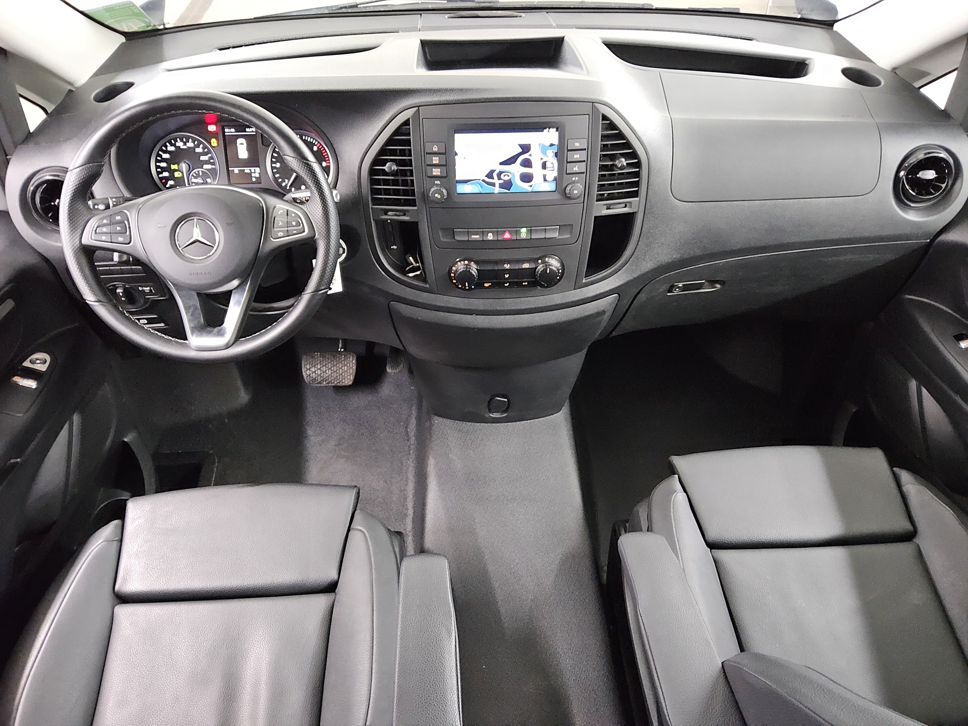 Mercedes-Benz Vito Tourer 114 CDI extralang 8-Sitze Leder Navi 5