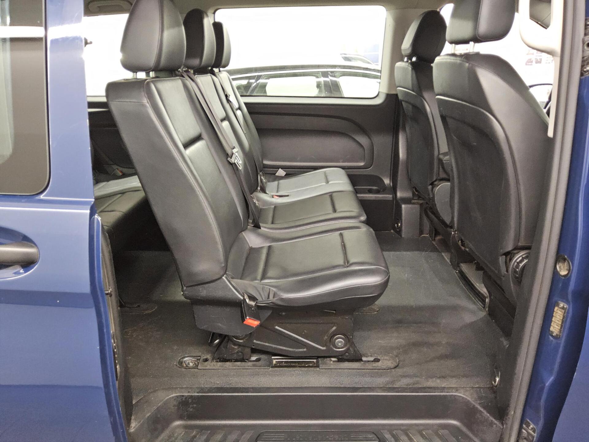 Mercedes-Benz Vito CDI Tourer Pro extralang 8-Sitze Leder Navi 13