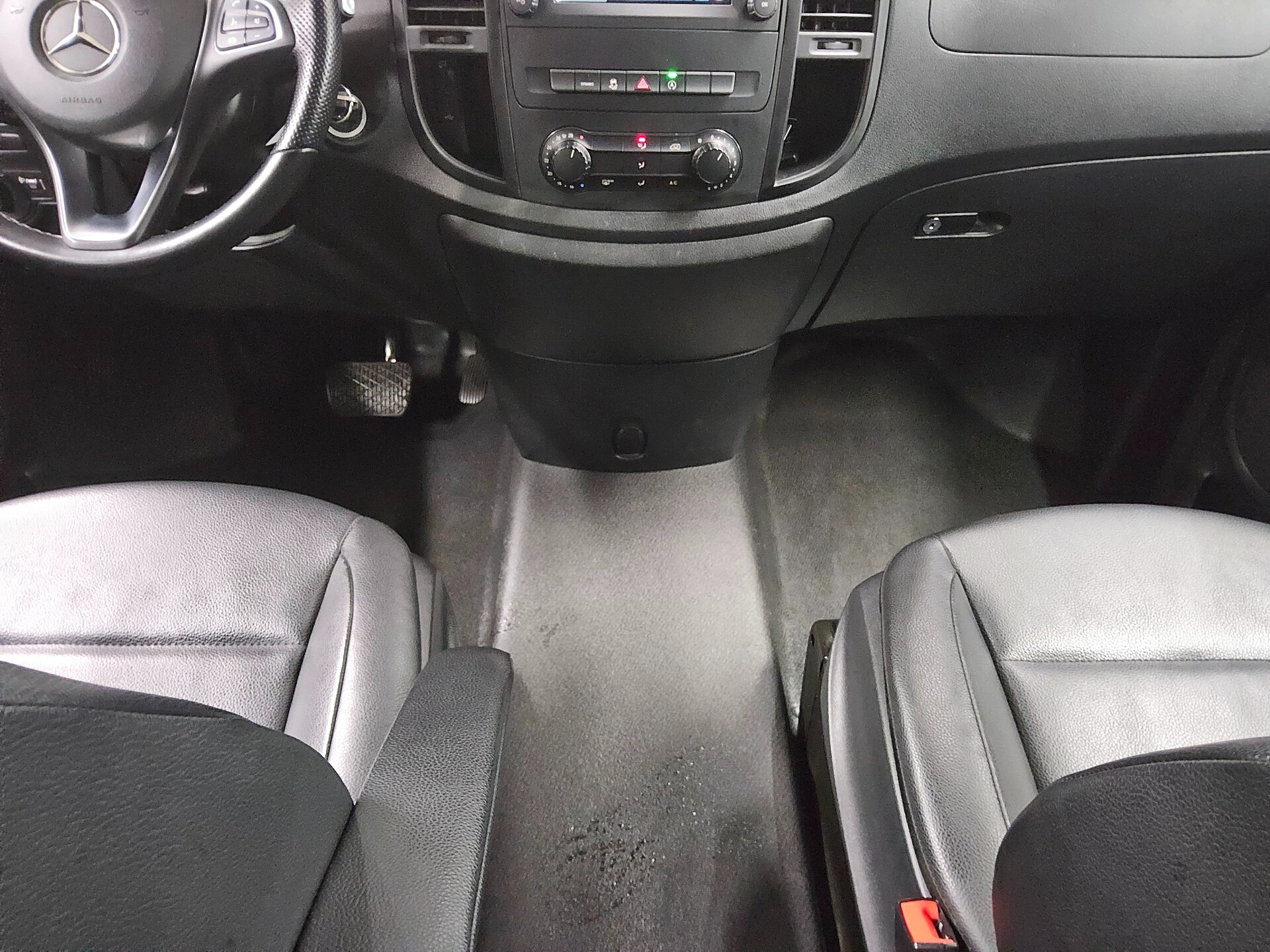 Mercedes-Benz Vito CDI Tourer Pro extralang 8-Sitze Leder Navi 6