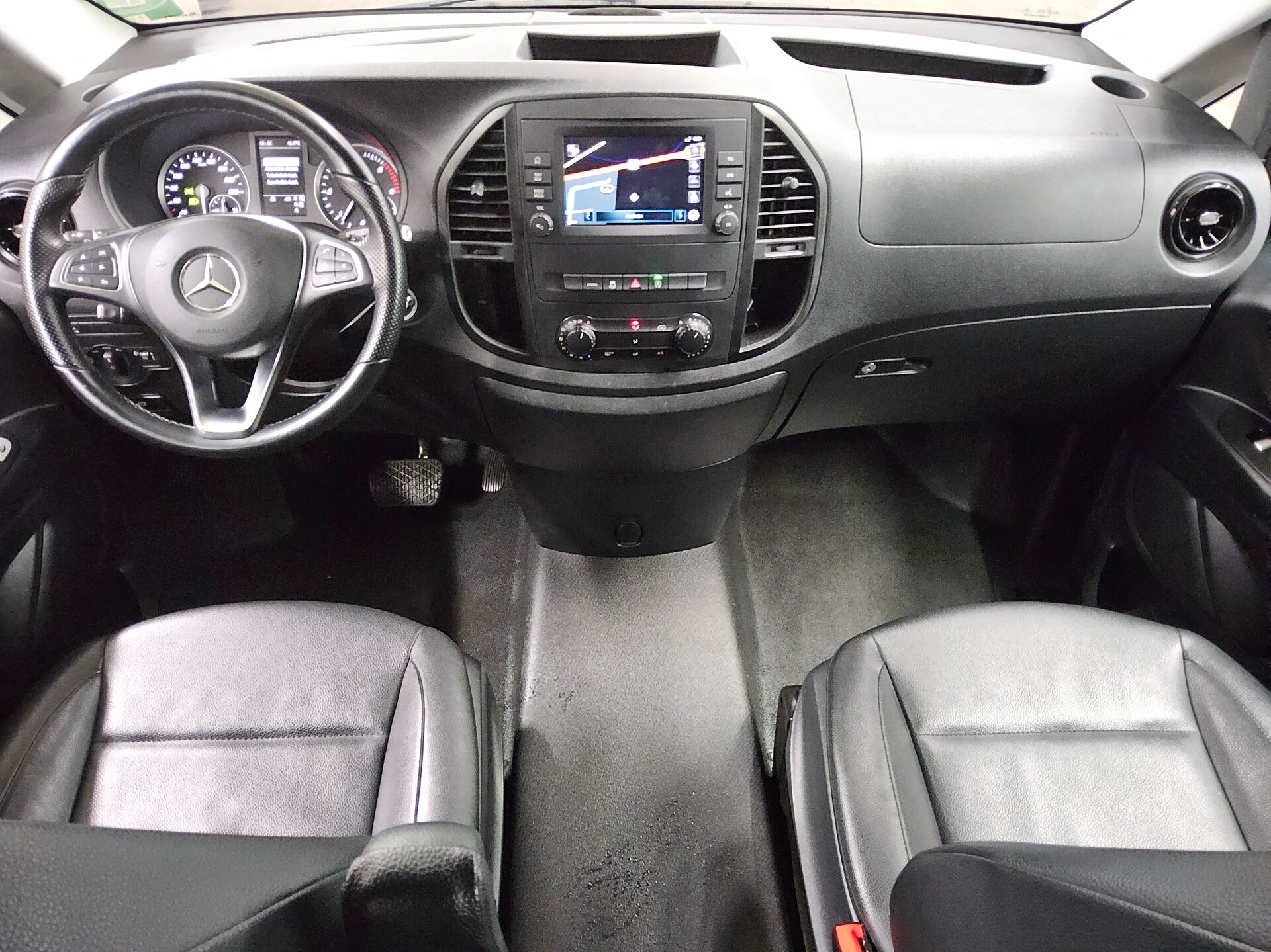 Mercedes-Benz Vito CDI Tourer Pro extralang 8-Sitze Leder Navi 5