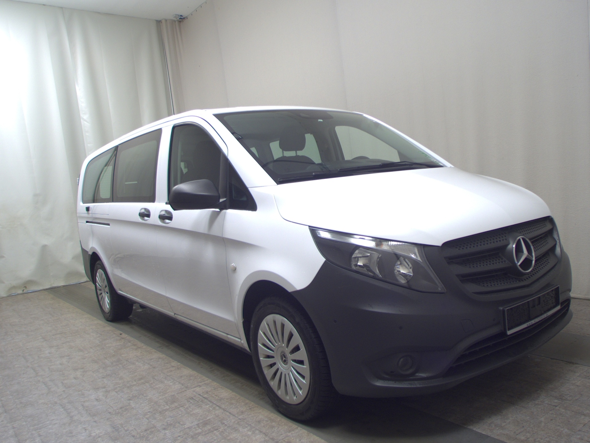 Mercedes-Benz Vito CDI Tourer Pro extralang 8-Sitze Navi RFK 3