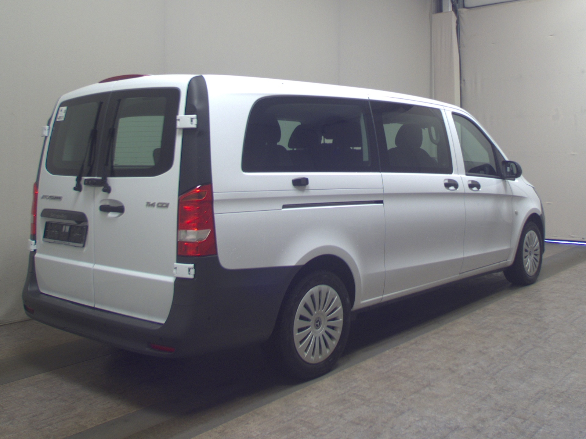Mercedes-Benz Vito CDI Tourer Pro extralang 8-Sitze Navi RFK 4