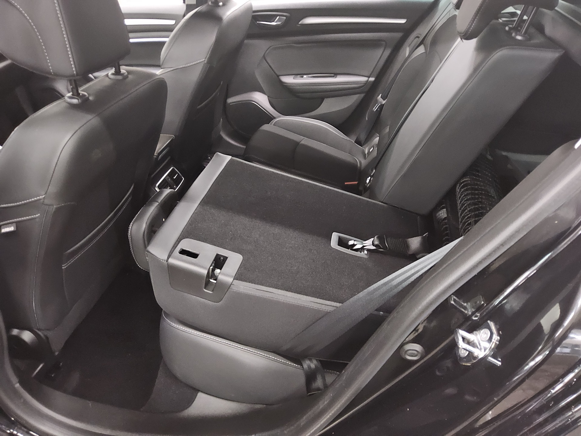 Renault Megane Grandtour 1.5 BLUE dCi Intens Navi LED 13