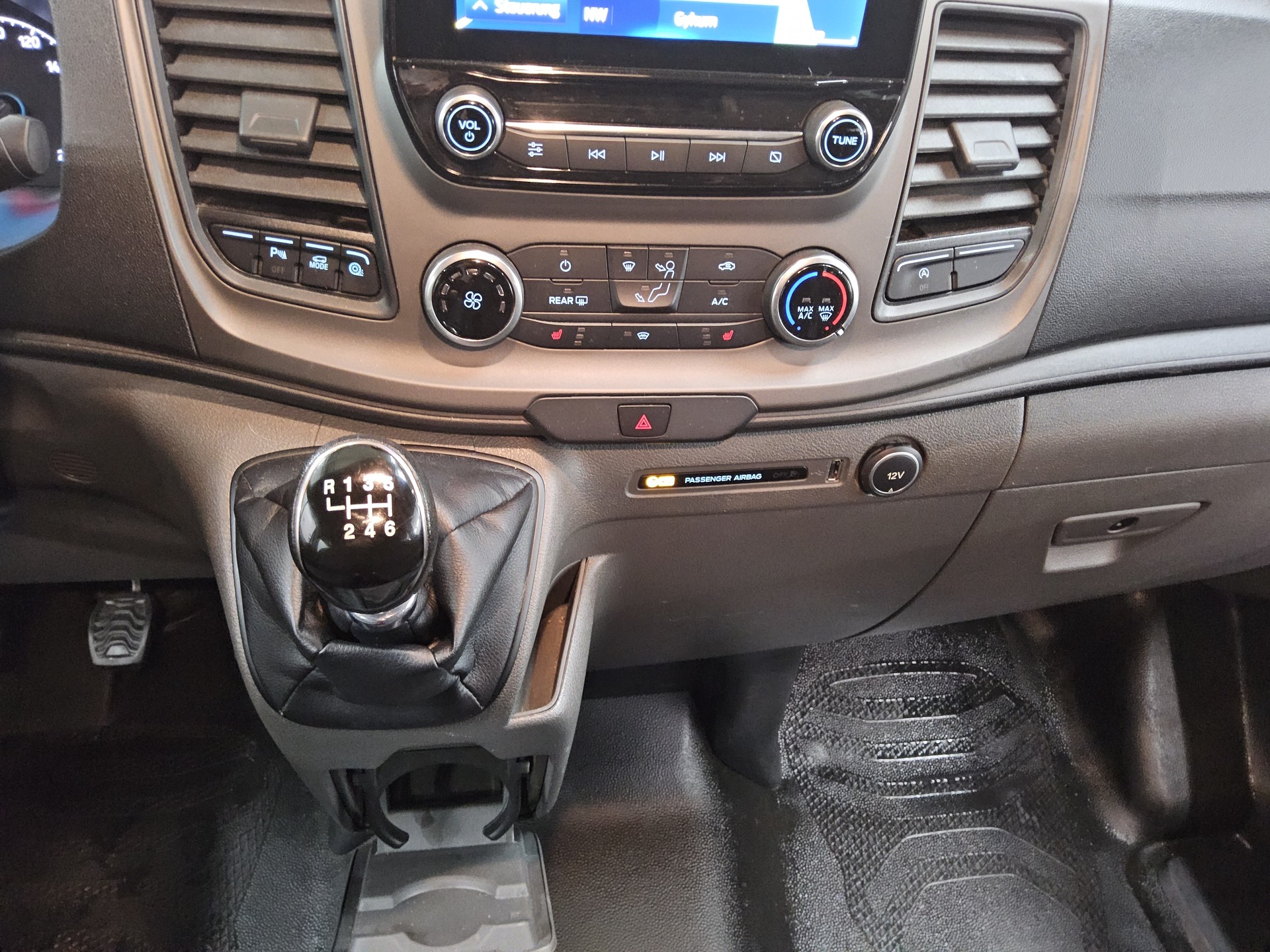 Ford Transit Custom 2.0 TDCi Trend L2 9-Sitze Navi 6