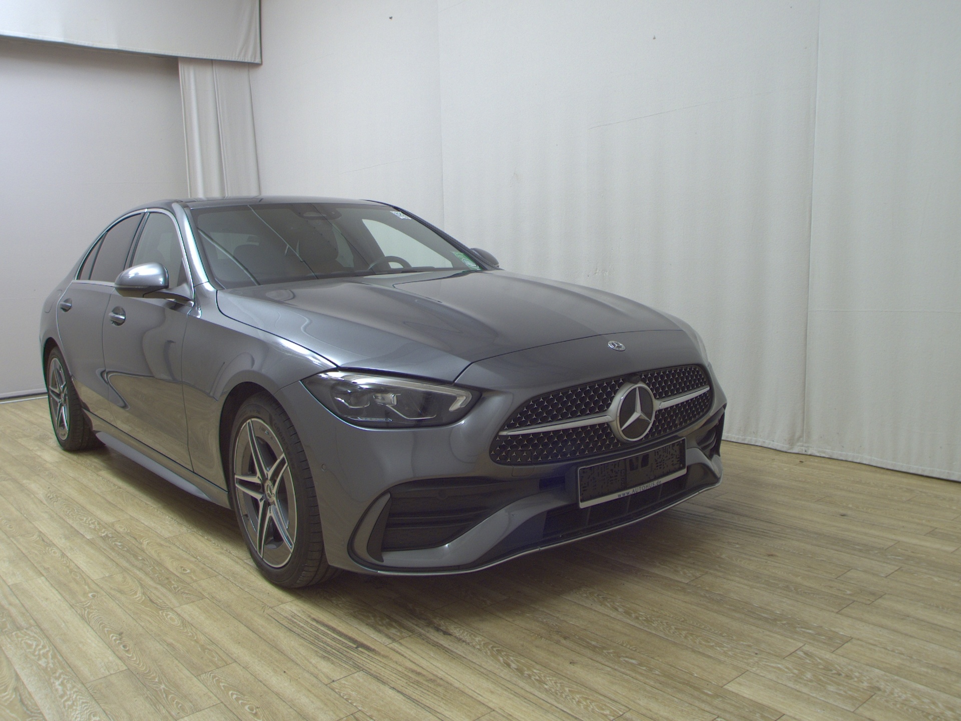 Mercedes-Benz C 200 AMG-Line Leder Navi LED RfK AHK Distronic+ 3