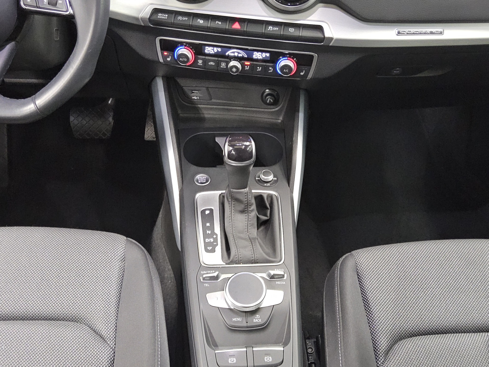 Audi Q2 2.0 TDI Qu. Navi vc Pano LED Sound 6