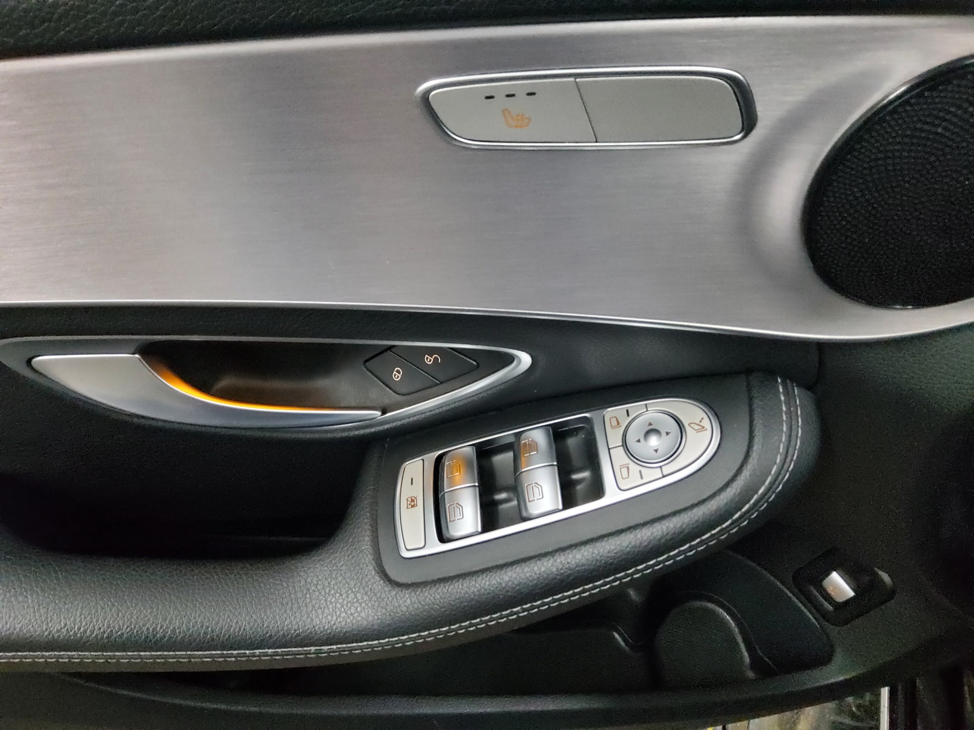 Mercedes-Benz C 220 T d Avantgarde Navi LED RfK Distronic+ 9