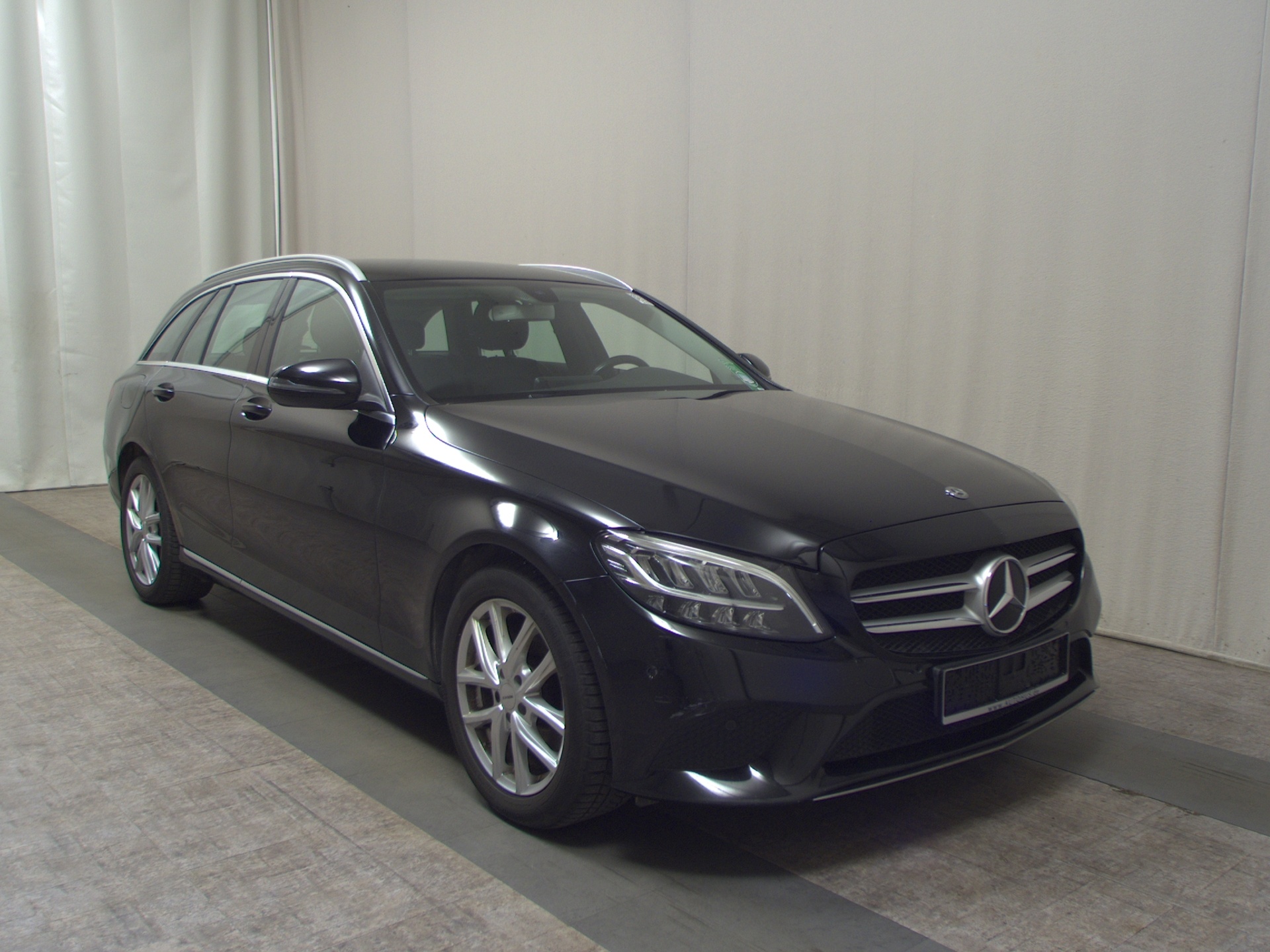Mercedes-Benz C 220 T d Avantgarde Navi LED RfK Distronic+ 3