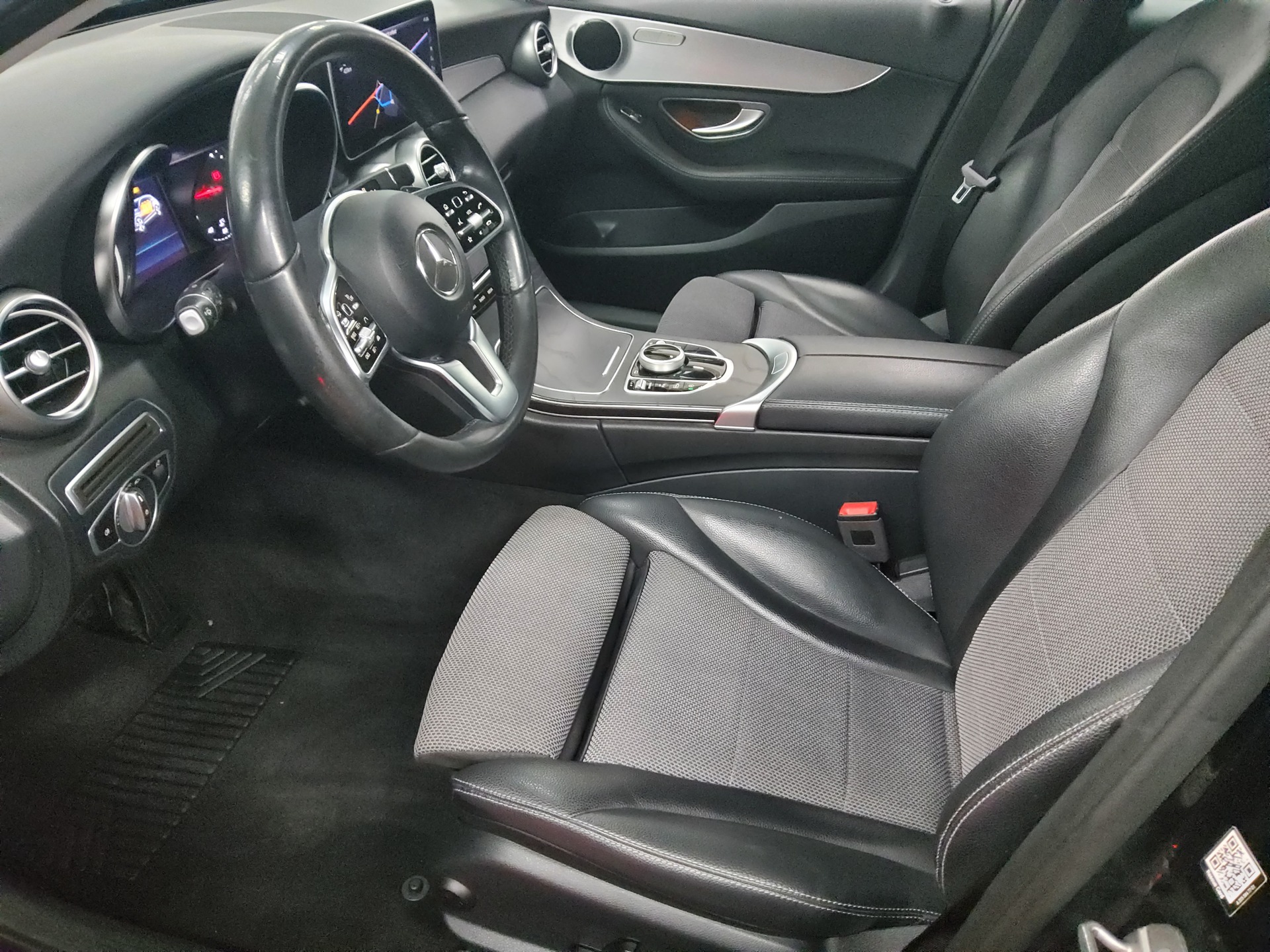 Mercedes-Benz C 220 T d Avantgarde Navi LED RfK Distronic+ 8