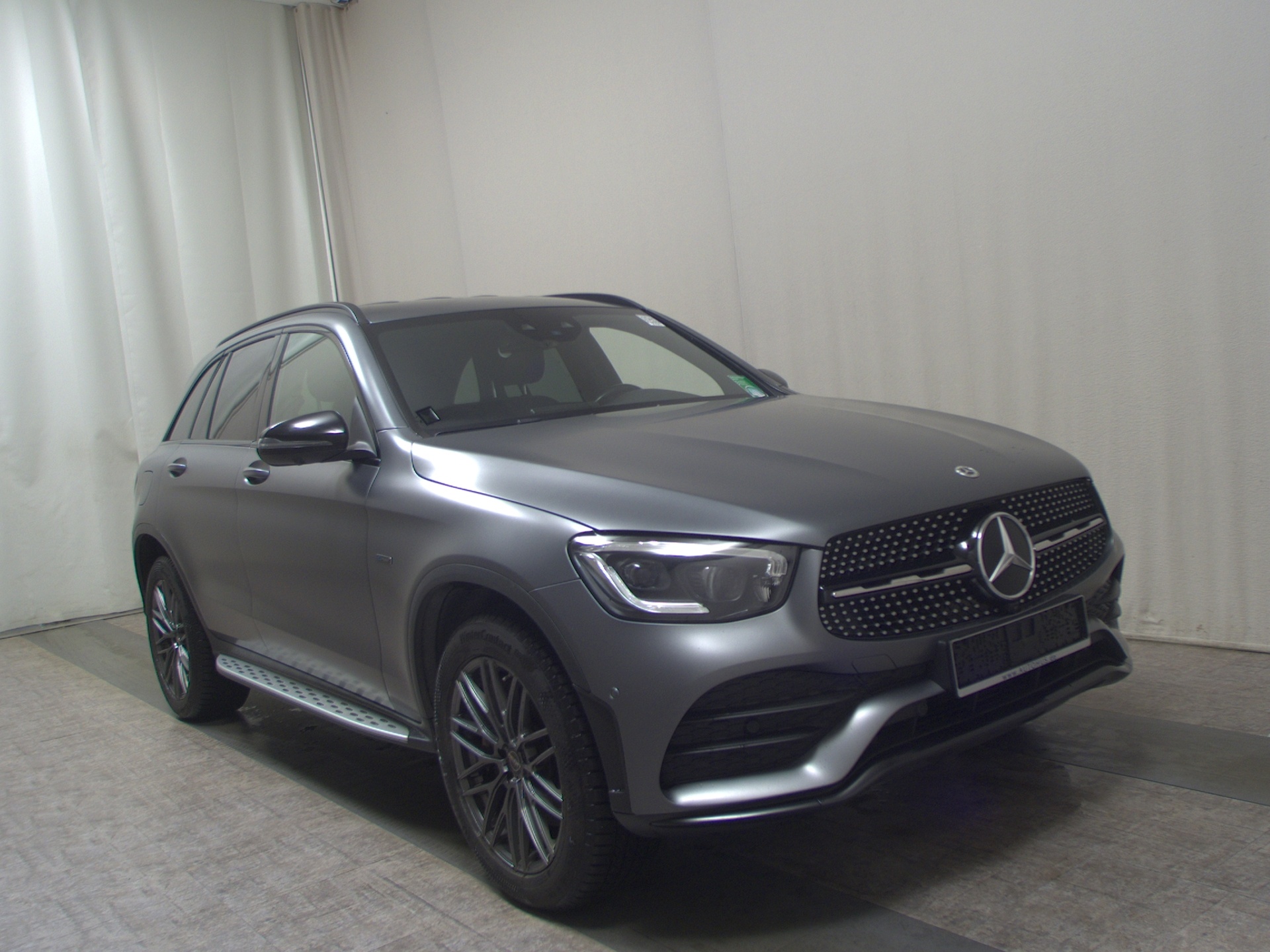 Mercedes-Benz GLC 300 e 4M AMG-Line Night Navi MB-LED Sound 3