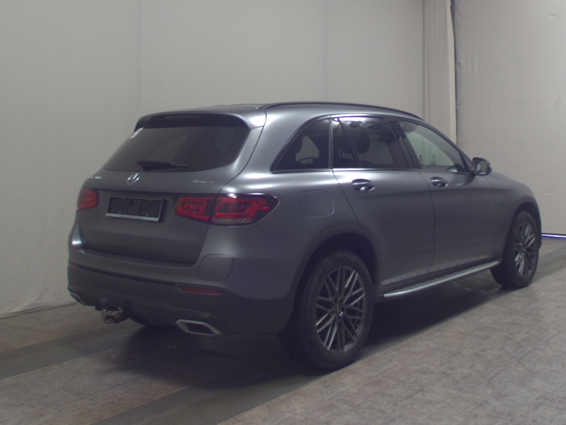 Mercedes-Benz GLC 300 e 4M AMG-Line Night Navi MB-LED Sound 4