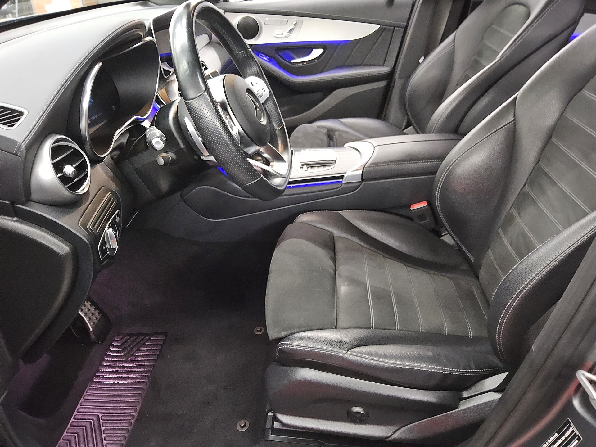 Mercedes-Benz GLC 300 e 4M AMG-Line Night Navi MB-LED Sound 9