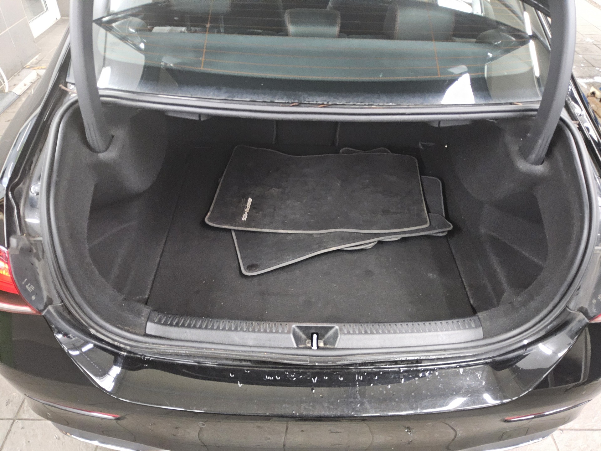 Mercedes-Benz A 200 d AMG-Line Navi LED Kamera MBUX+ 12