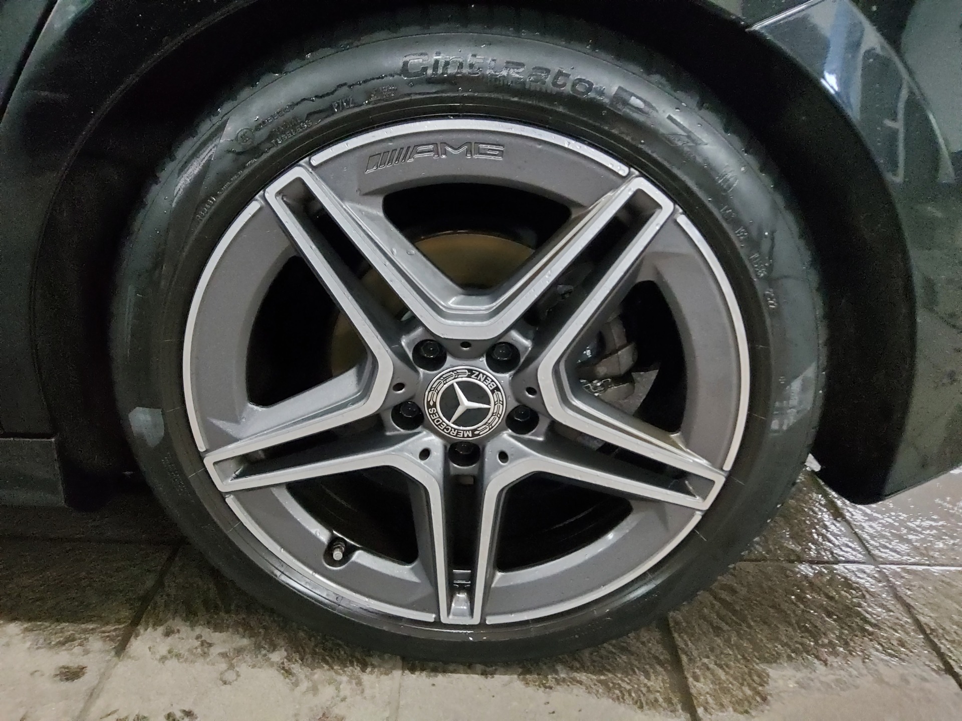 Mercedes-Benz A 200 d AMG-Line Leder Navi LED Distronic+ AHK 11