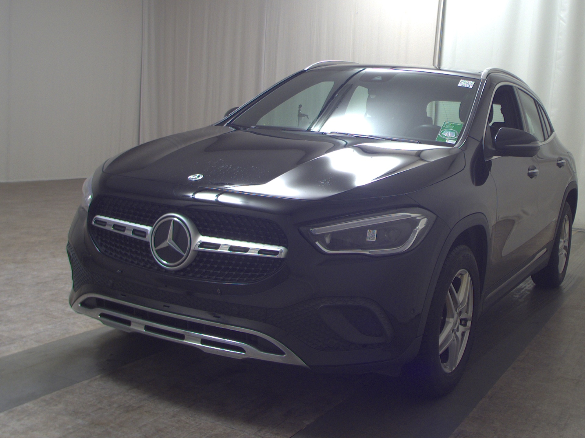 Mercedes-Benz GLA 220 d 4M Progressive Navi LED RfK Pano Sound 2