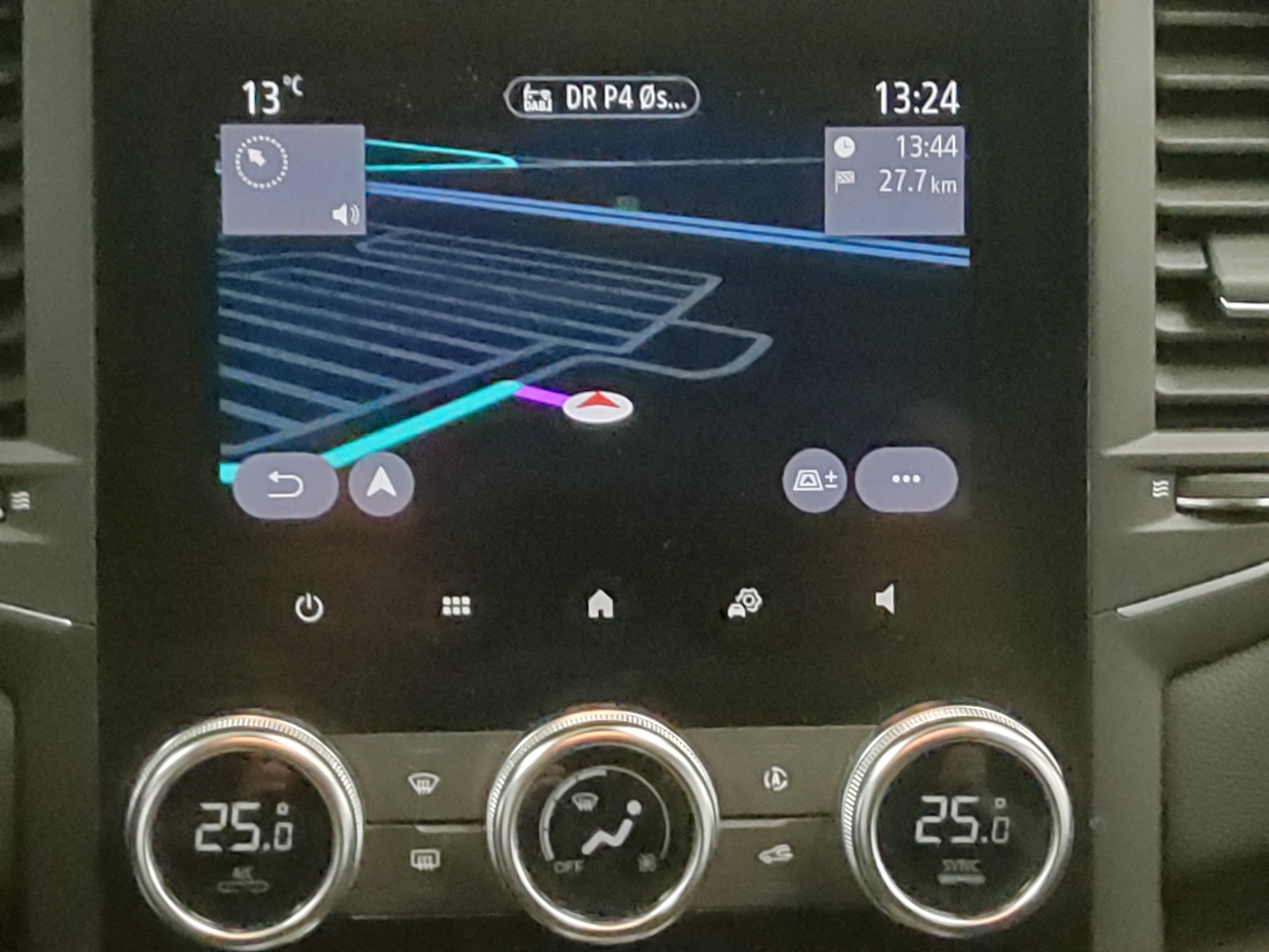 Renault Megane Grandtour 1.5 BLUE dCi Navi AHK LED DAB 7