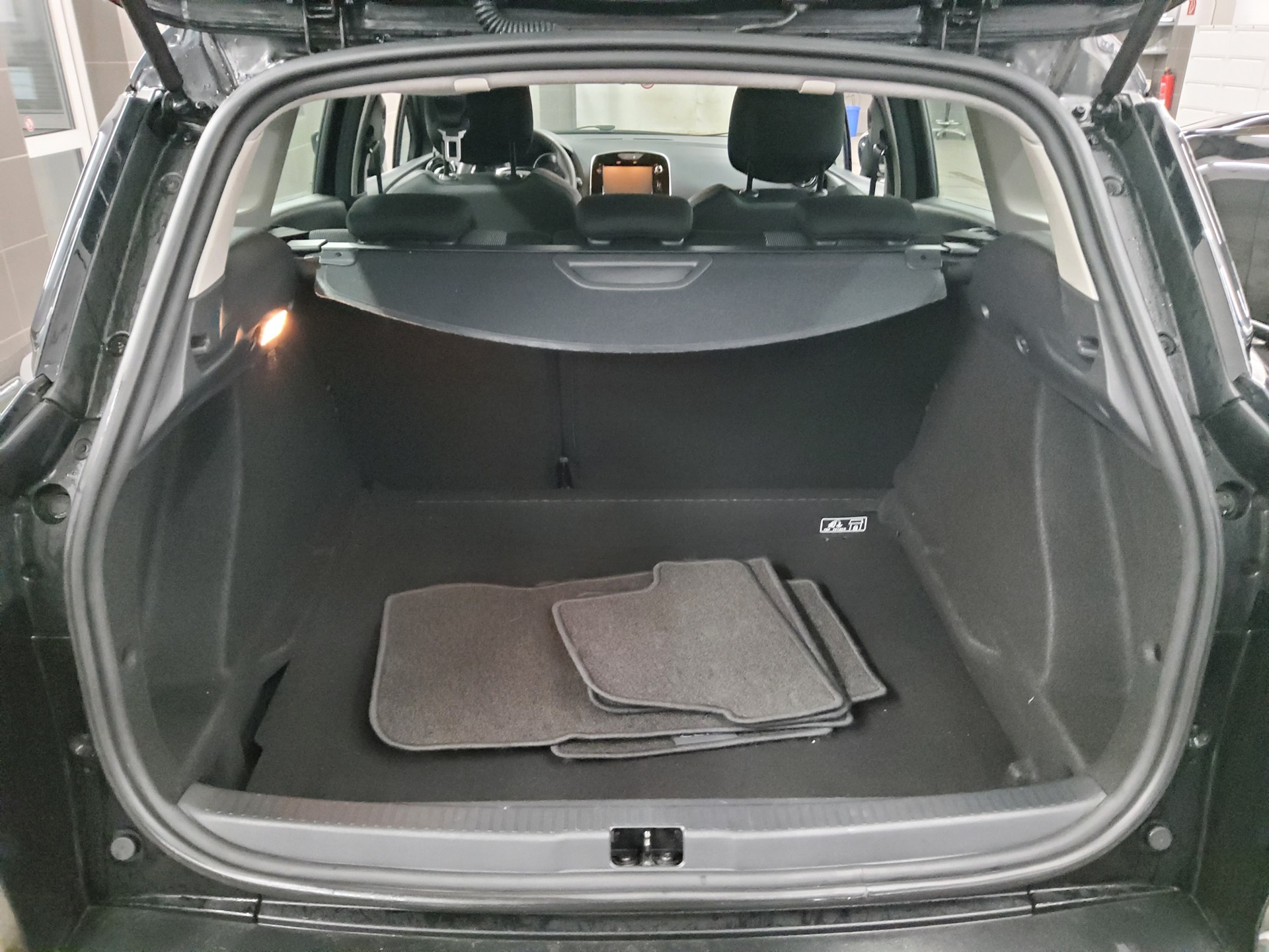 Renault Clio Grandtour 0.9 TCe Navi Bluetooth 11