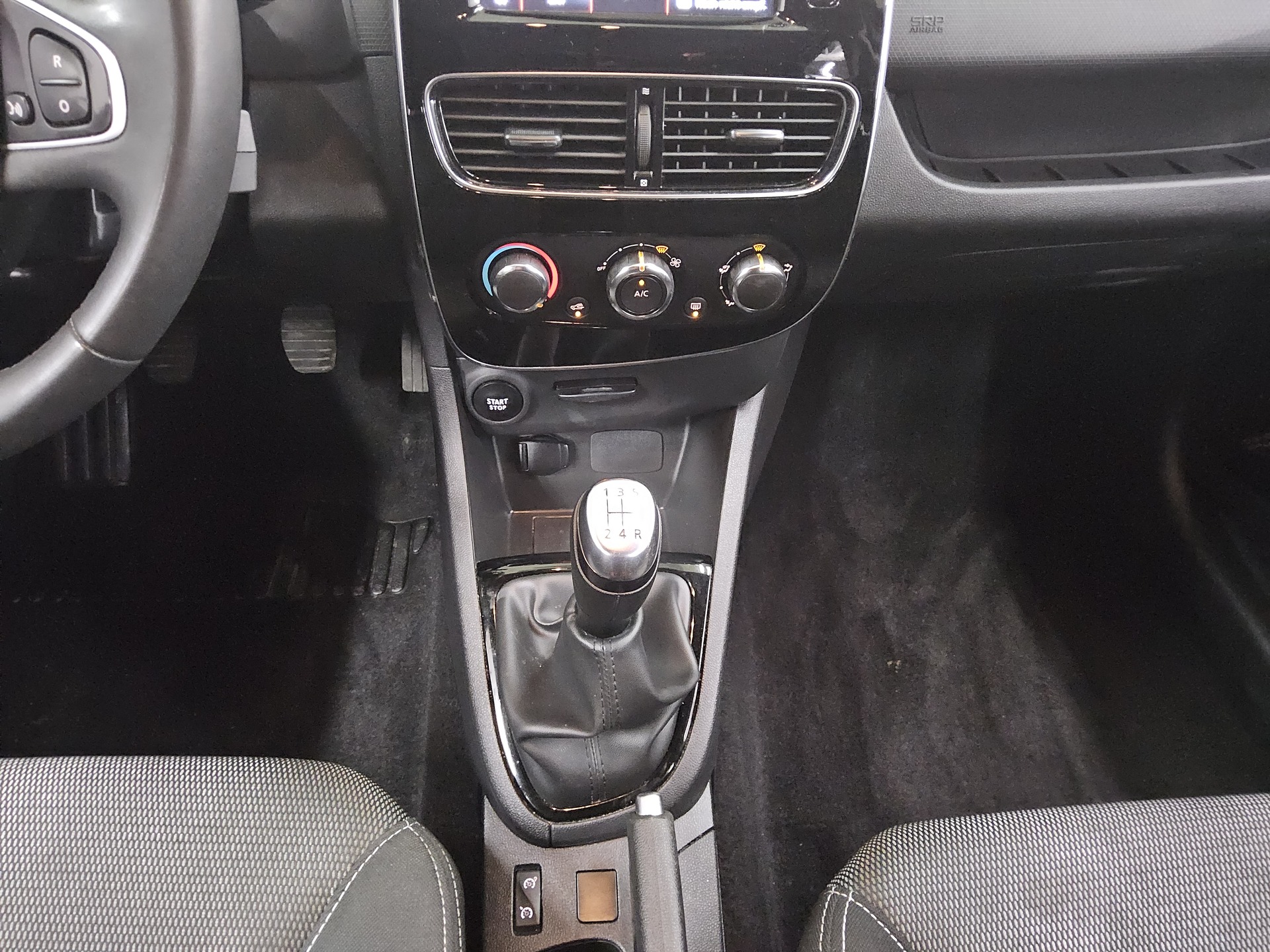 Renault Clio Grandtour 0.9 TCe Navi Bluetooth 6
