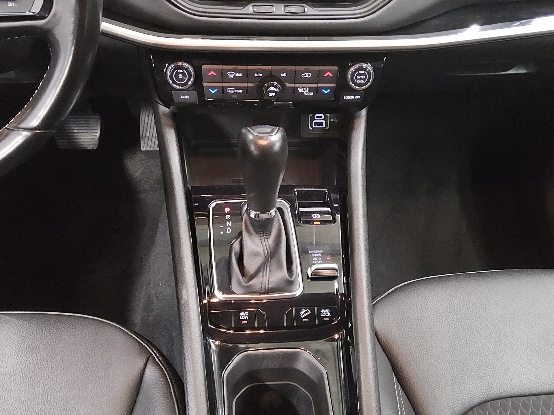 Jeep Compass 1.3 Plug-In Hybrid S T-Leder Navi 360° 6