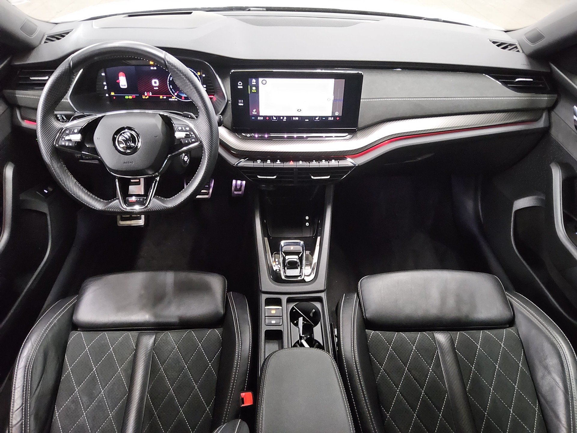 Skoda Octavia Kombi 2.0 TDI RS Plus Navi Matrix vc HuD 5