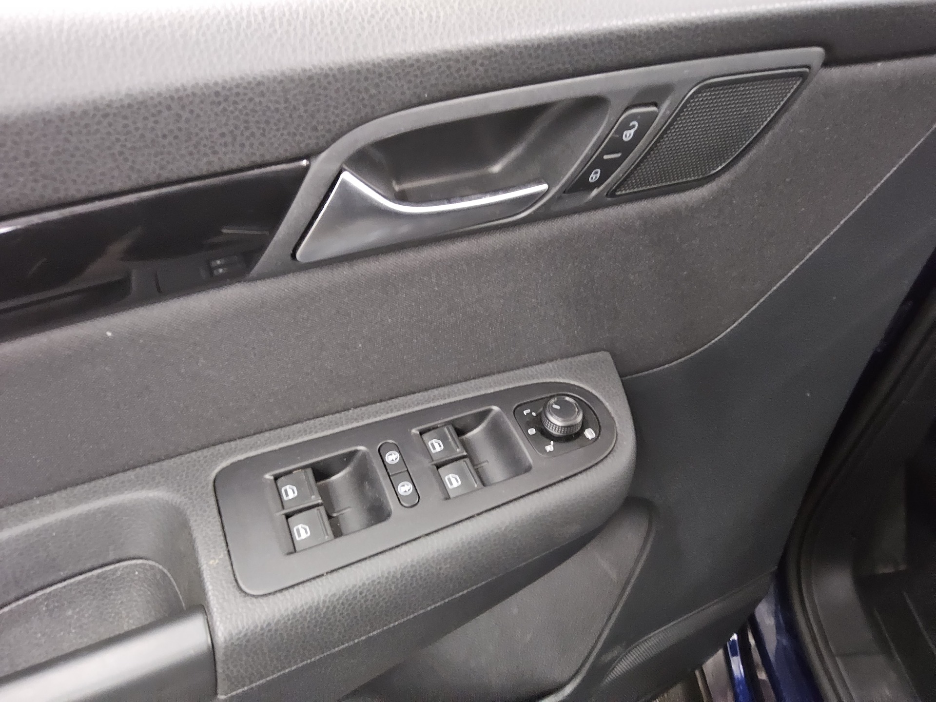 Seat Alhambra 2.0 TDI Style Navi AHK RfK ACC Shz PDC 9