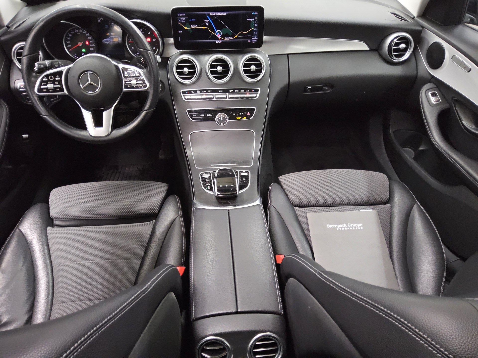 Mercedes-Benz C 220 T d Avantgarde Navi Panorama LED Sound 5