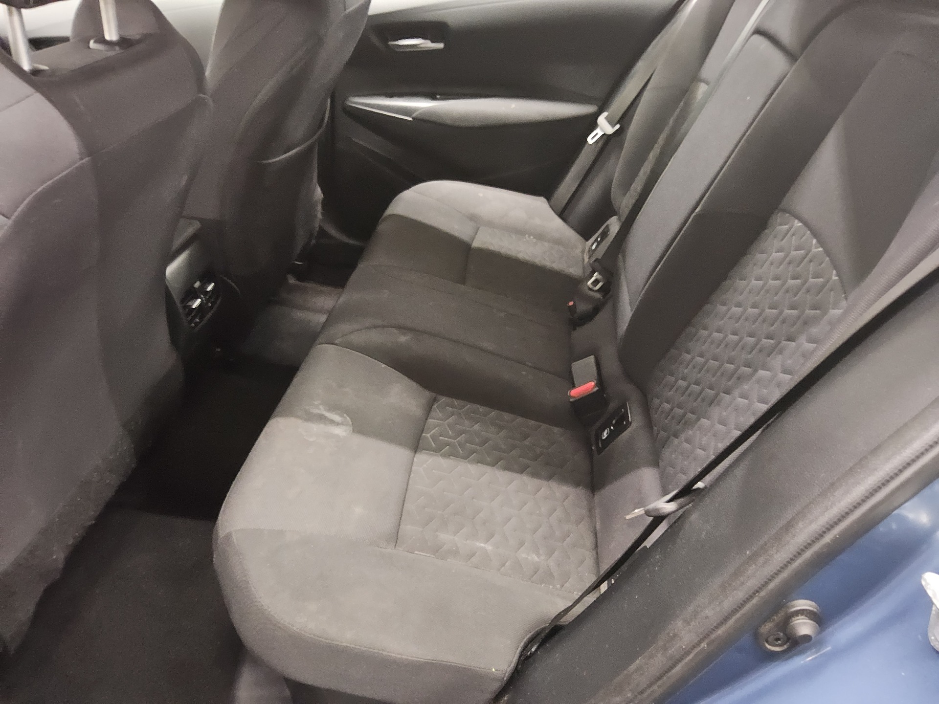 Toyota Corolla Touring Sports 2.0 Hybrid Edition Navi 13