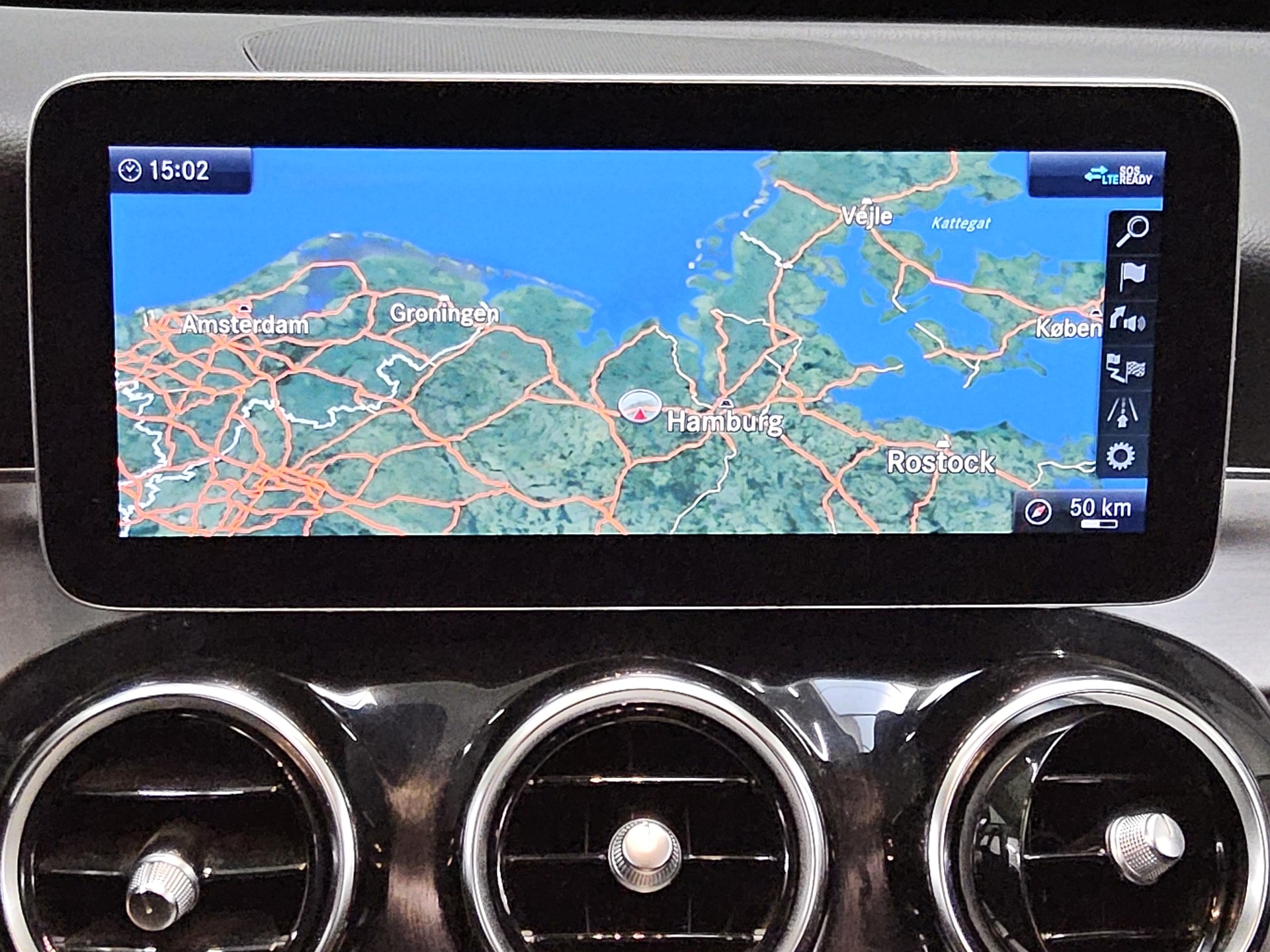 Mercedes-Benz C 300 T de Avantgarde T-Leder Navi LED AHK PDC 7