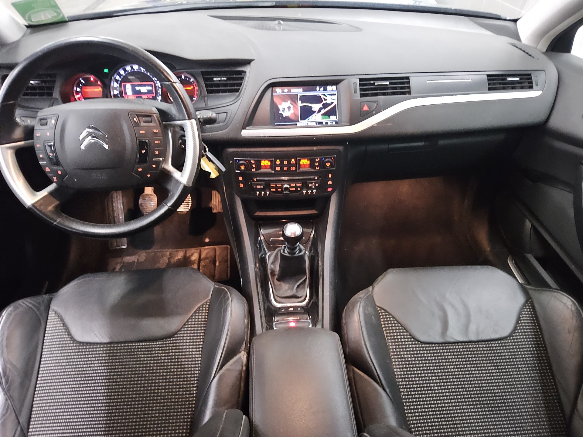 Citroën C5 Tourer 2.0 HDI Exclusive T-Leder Navi RfK AHK 5