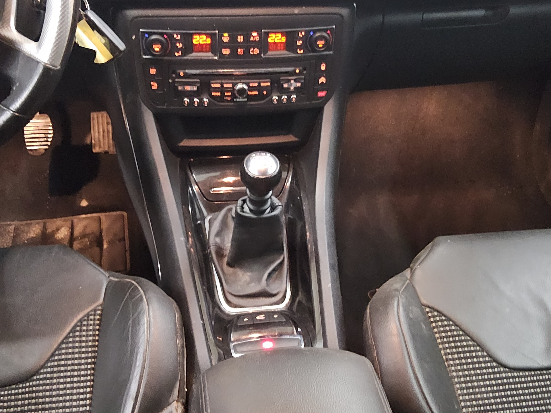 Citroën C5 Tourer 2.0 HDI Exclusive T-Leder Navi RfK AHK 6