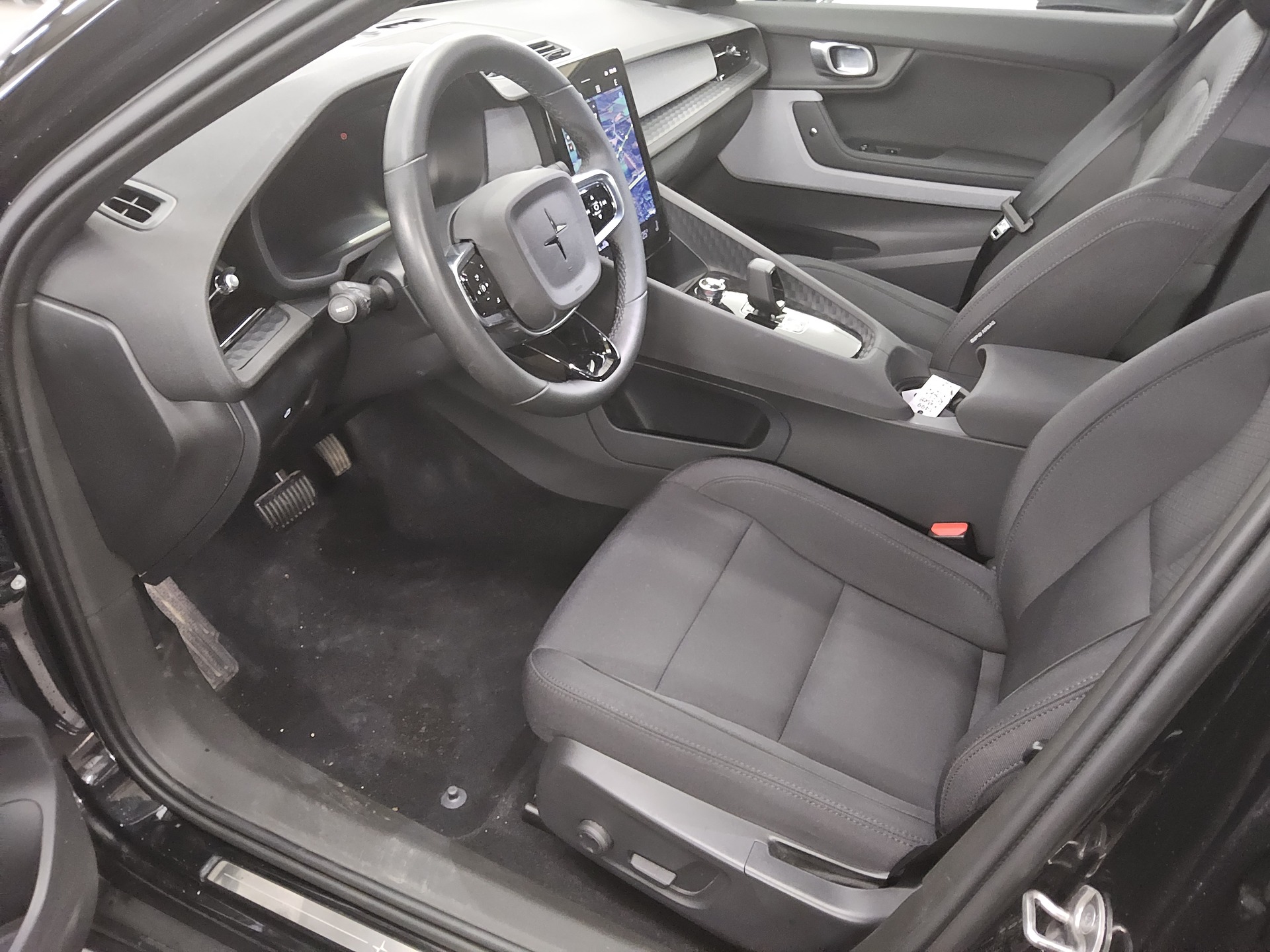 Polestar 2 Standard Range Navi LED Rückfahrkamera BT 8