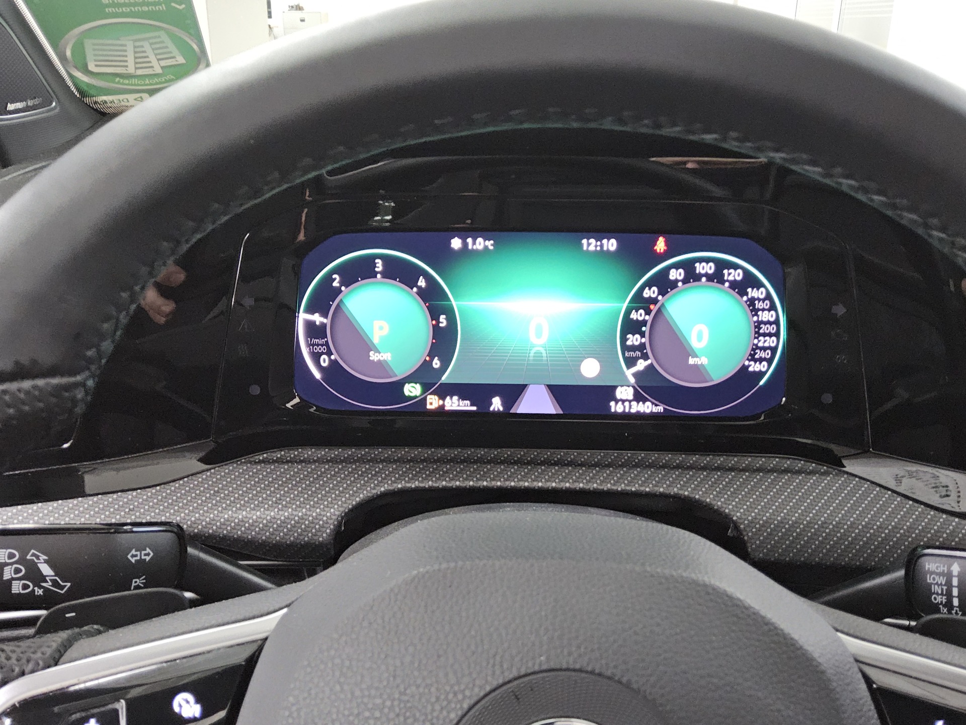 Volkswagen Golf-8 Var. 2.0 TDI R-Line Navi LED DC Pano H/K 8